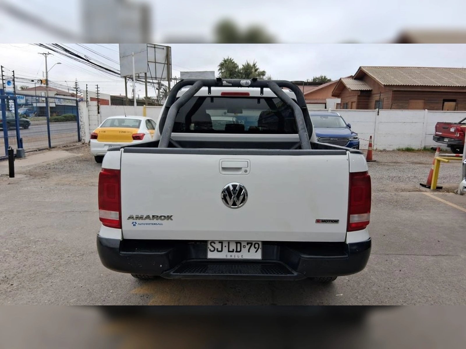 VOLKSWAGEN AMAROK 2.0 4MOTION MT 4X4 DIESEL 2023 - Imagen 6 de 19