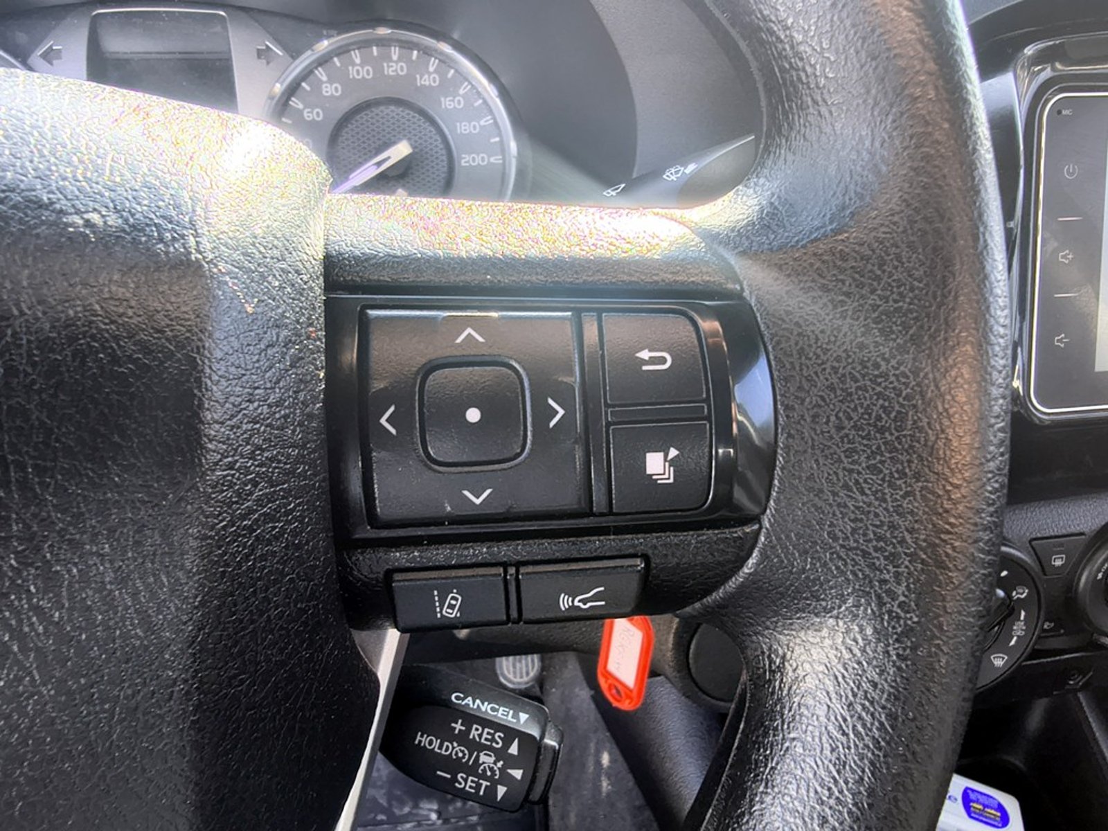 TOYOTA HILUX HILUX TSS 2.4 Diesel 4X2 T/M 2022 - Imagen 14 de 20