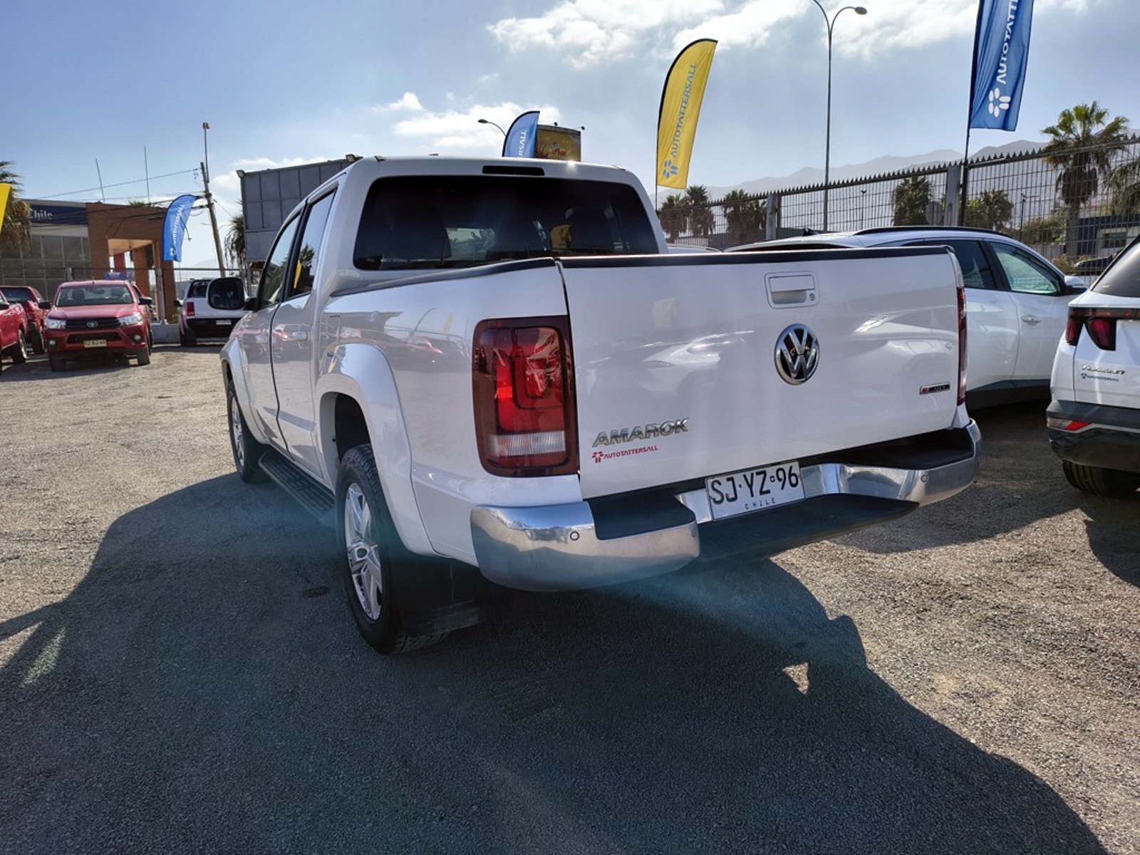 Volkswagen AMAROK 2.0 COMFORTLINE 4MOTION 2023 - Foto 5 de 20