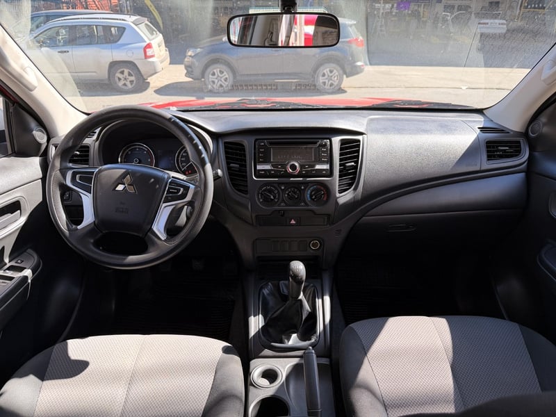 Mitsubishi L200 KATANA CR 2.4 4X2 2022 - Imagen 20 de 20