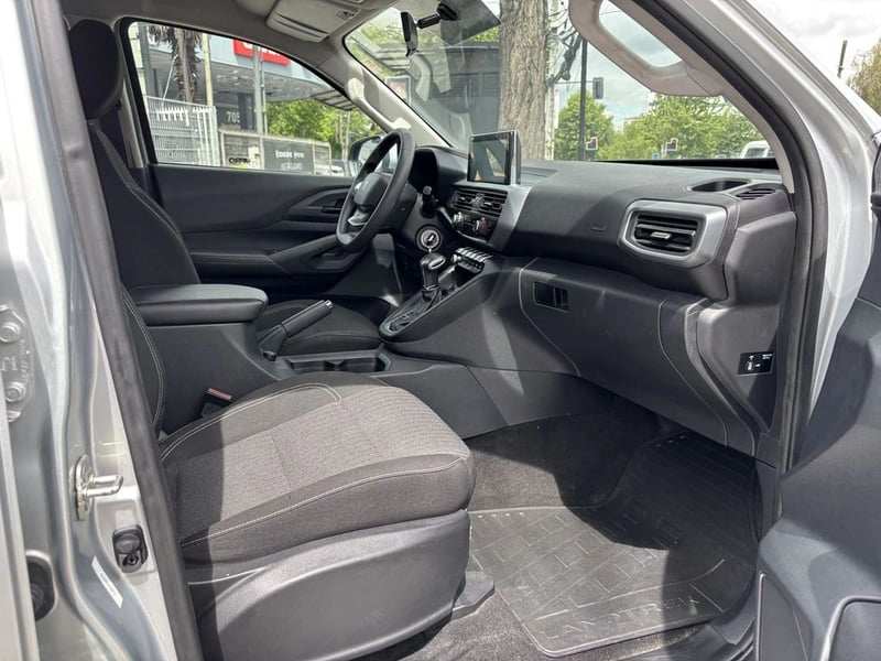 Peugeot LANDTREK LANDTREK BLUEHDI 180 4X4 AT 2024 - Imagen 7 de 20
