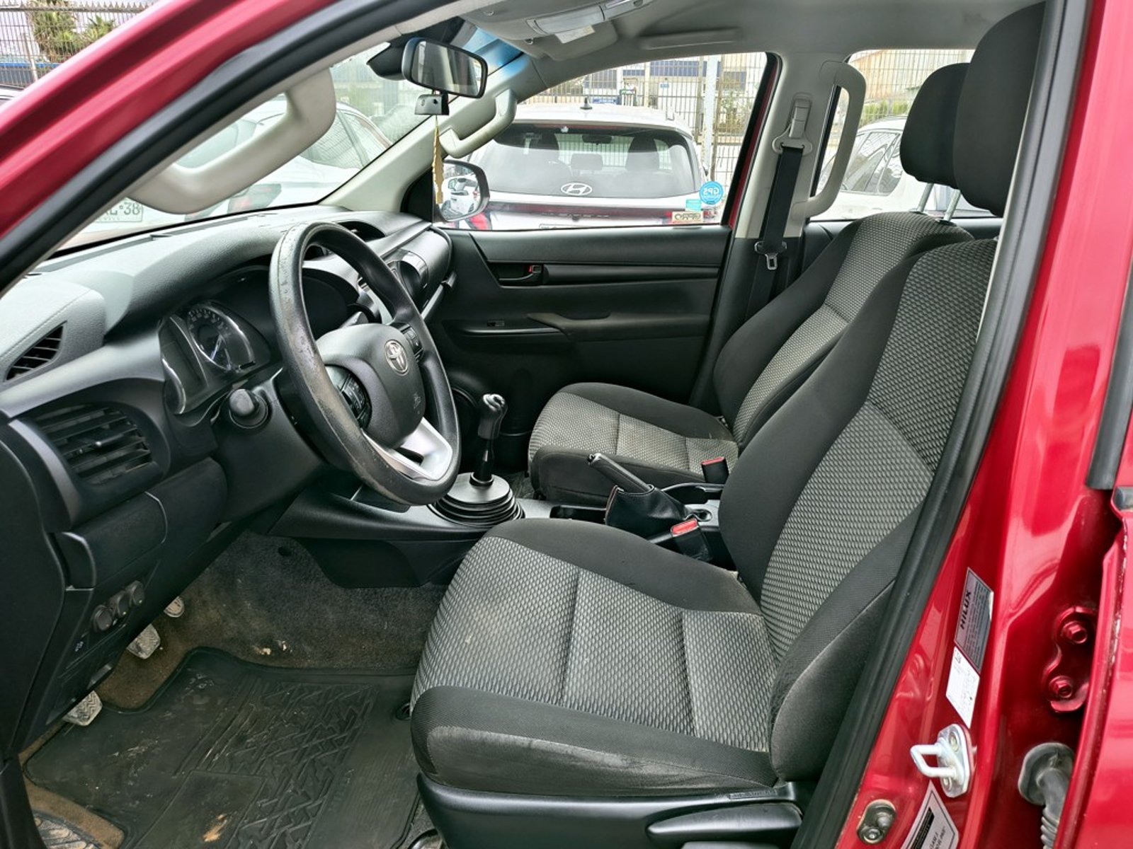 Toyota HILUX HILUX TSS 2.4 Diesel 4X2 T/M 2022 - Imagen 10 de 18