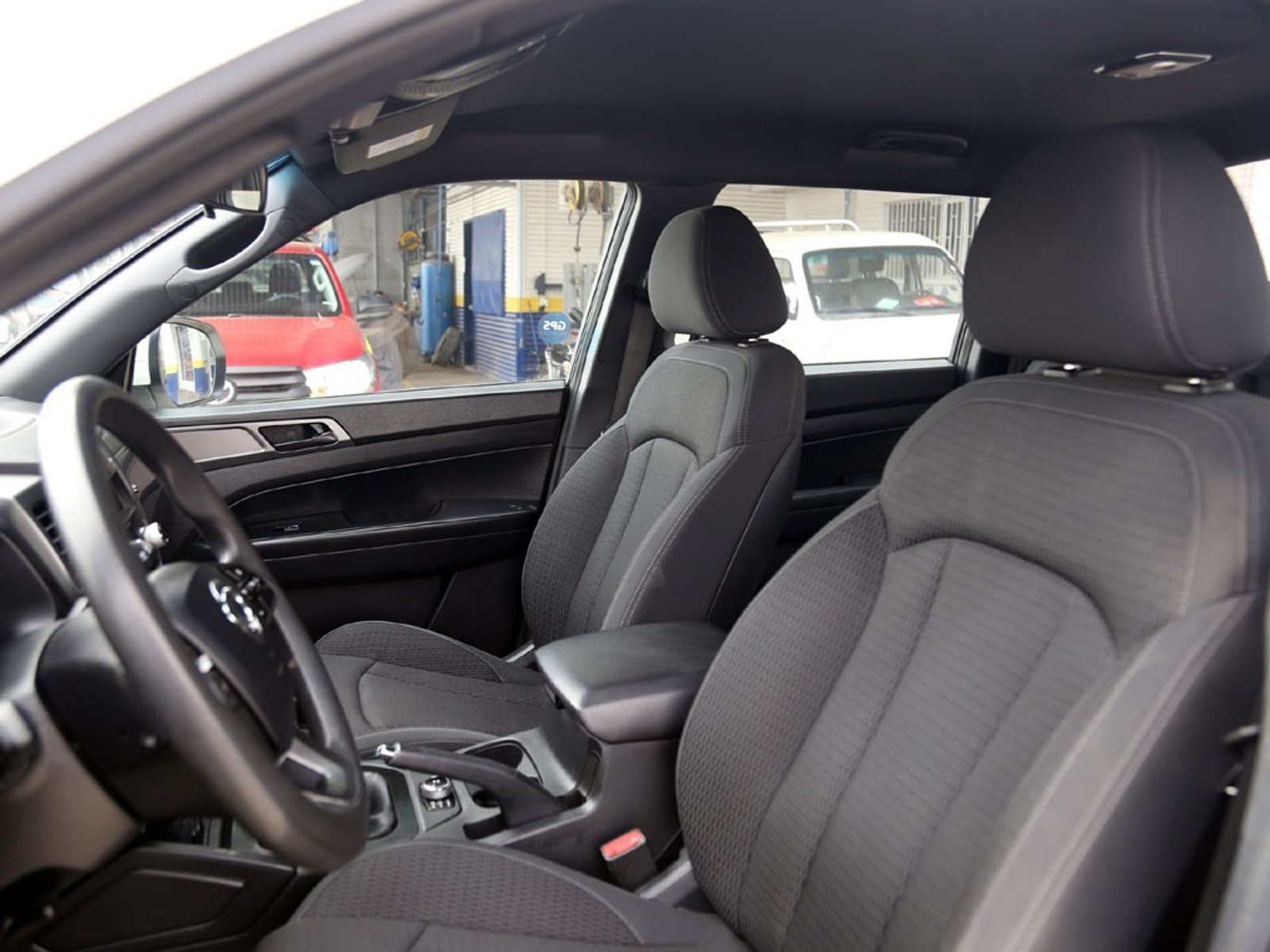 SsangYong GRAND MUSSO GRAND 4x4 2.2 2023 - Imagen 12 de 20