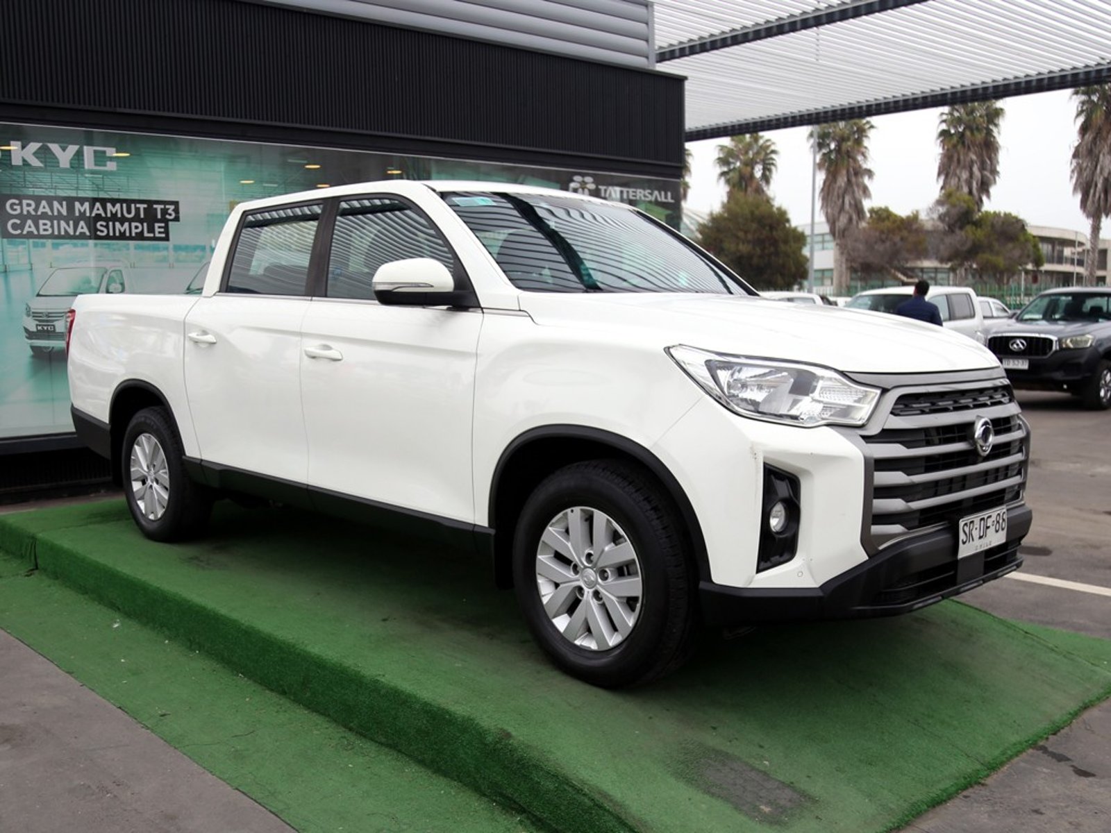 SsangYong MUSSO GRAND MUSSO 2.2 4X2 MT DISEL 2023 - Foto 3 de 20