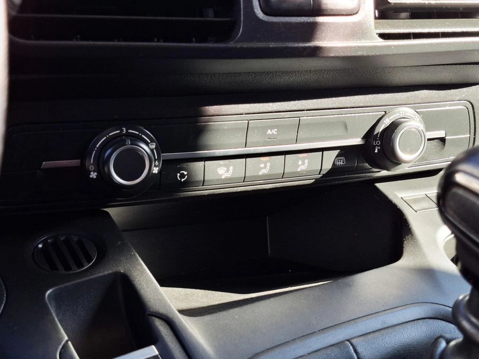 PEUGEOT PARTNER 1.5 2024 - Imagen 20 de 20