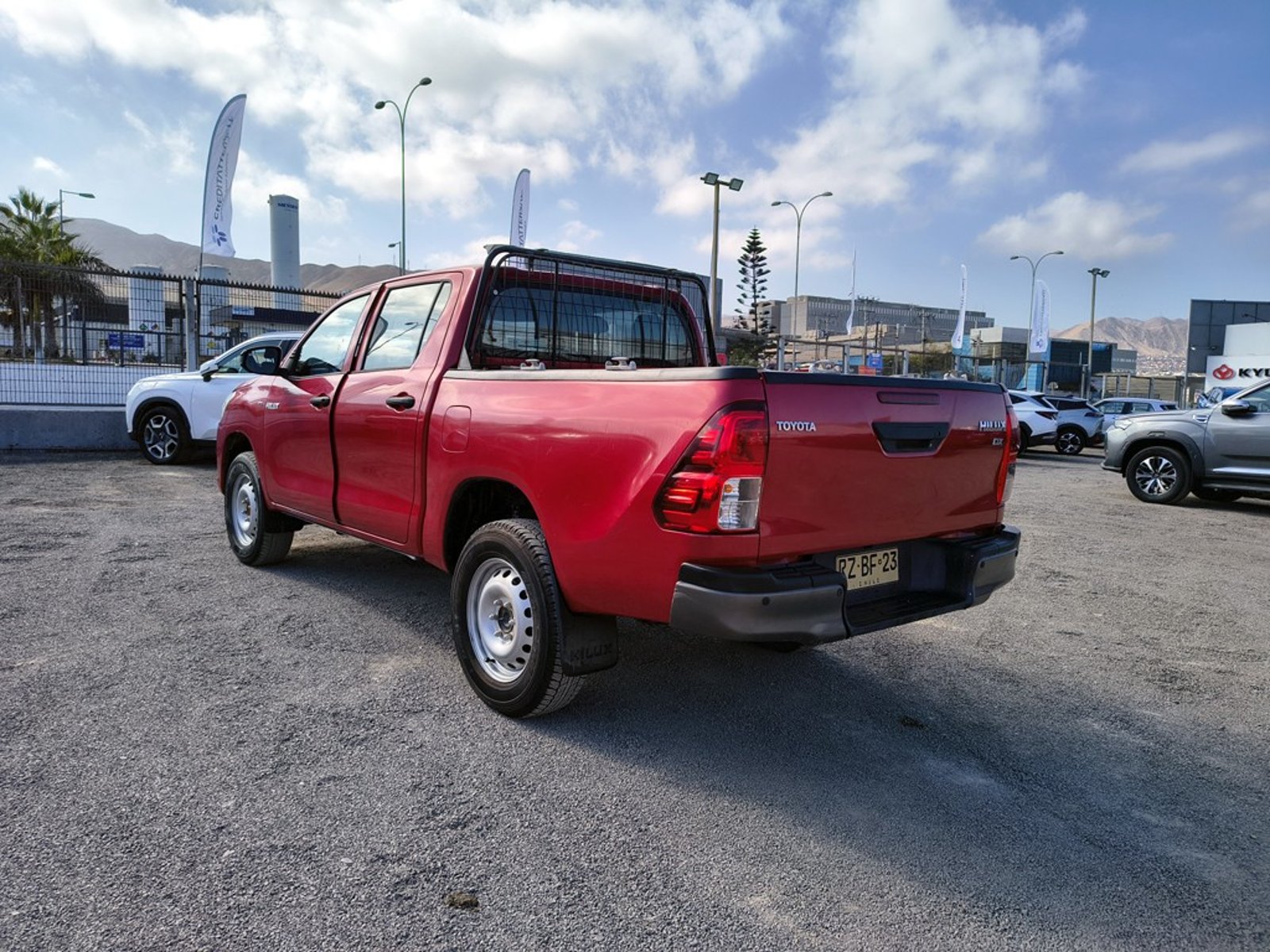TOYOTA HILUX TSS 2.4 Diesel 4X2 T/M 2022 - Imagen 7 de 19