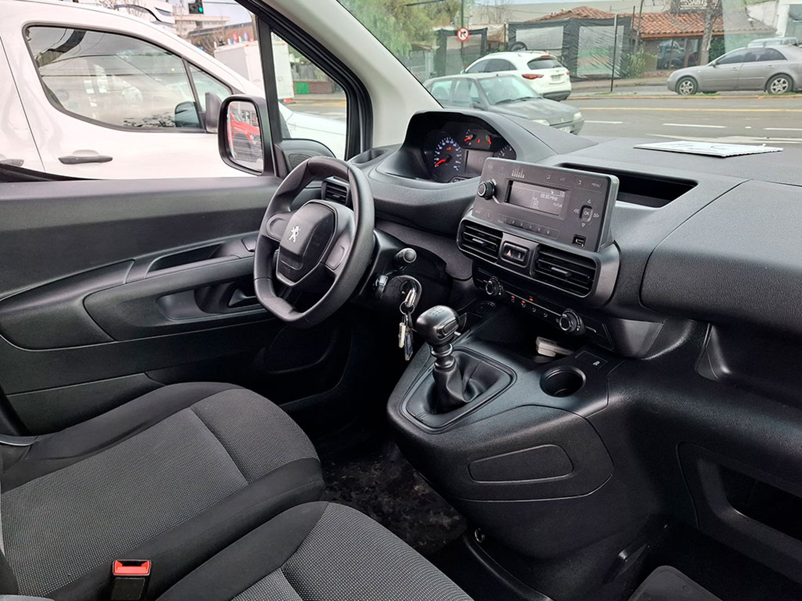 Peugeot PARTNER PARTNER L1 1.5 DIESEL 2023 - Imagen 9 de 20