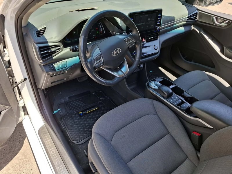 Hyundai IONIQ EV ELECTRICO 2021 - Imagen 17 de 20