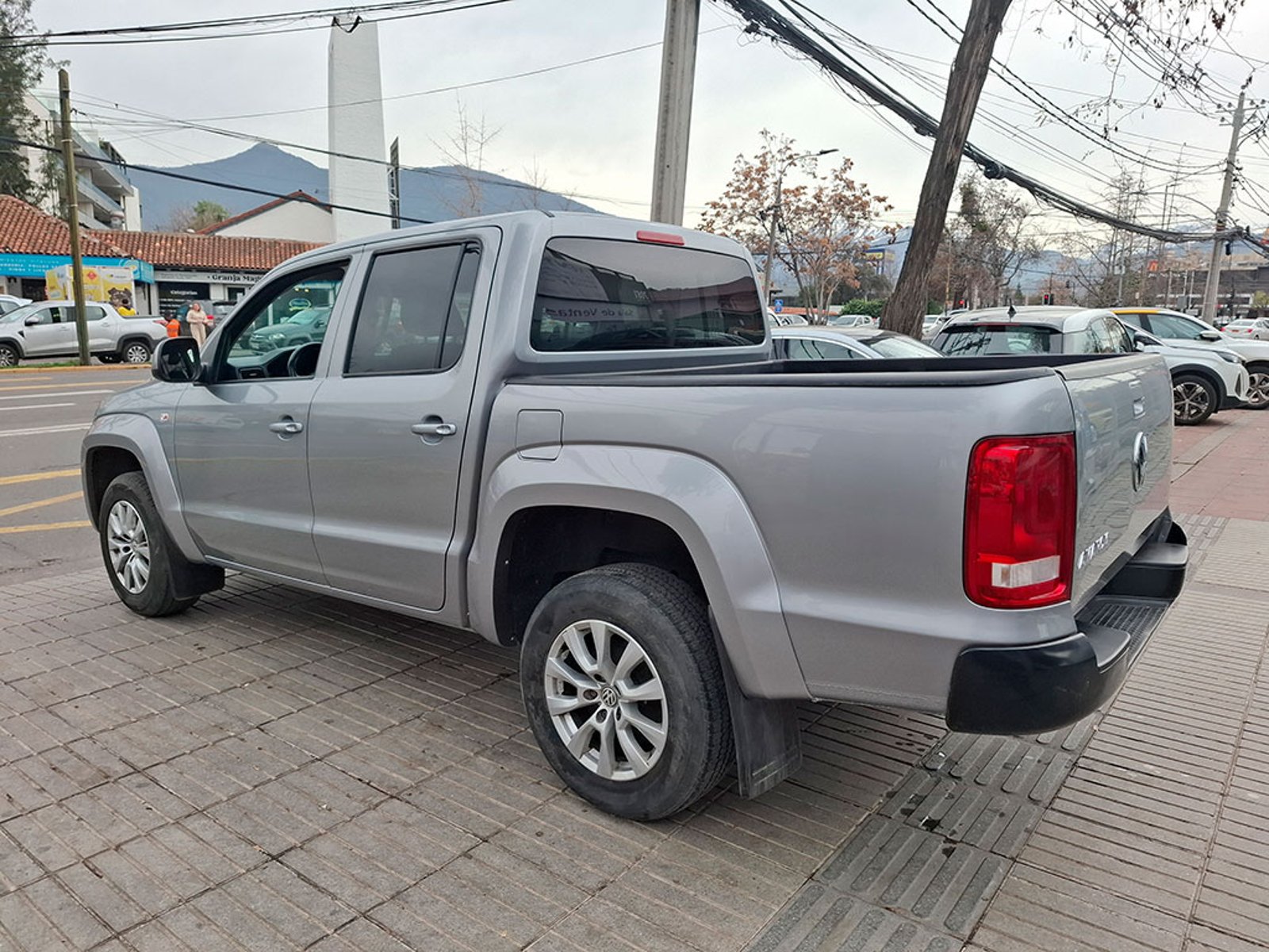 Volkswagen AMAROK 2.0 Confortline 4X4 2023 - Imagen 4 de 20