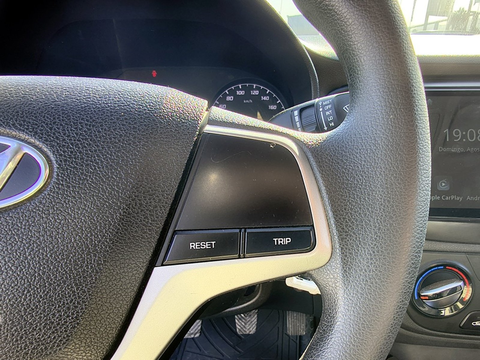 HYUNDAI ACCENT 1.4 HCI VALUE 2022 - Imagen 13 de 20