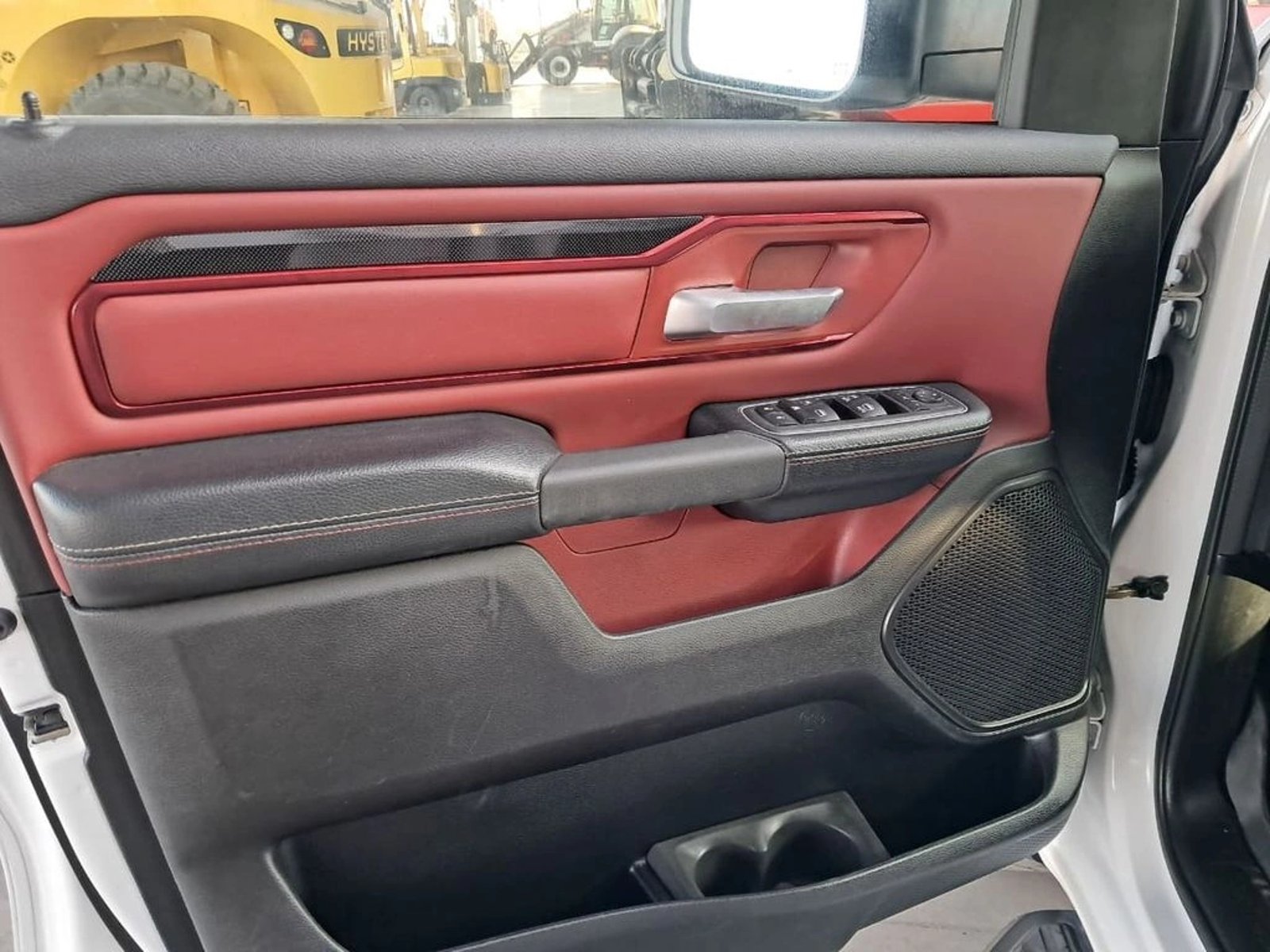 RAM 1500 5.7 REBEL 4X4 AT 4P 2023 - Imagen 16 de 20