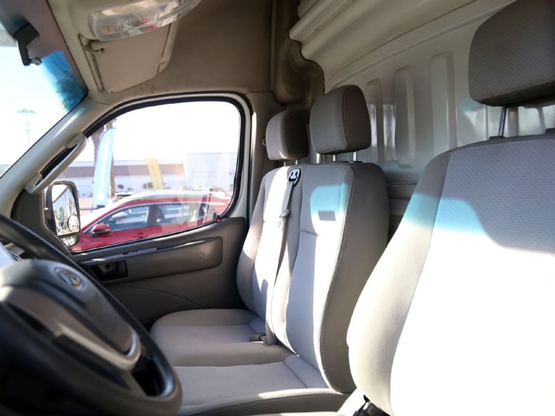 Maxus V80 2.5 4X2 CARGO VAN MT 5P 2016 - Imagen 10 de 16