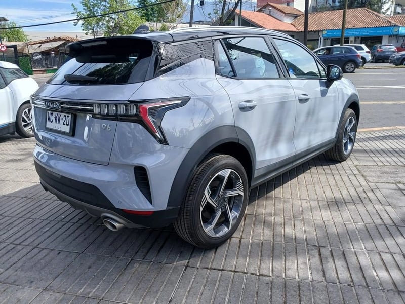 Lynk & Co 06 06 1.5T at Halo 2027 - Imagen 6 de 17