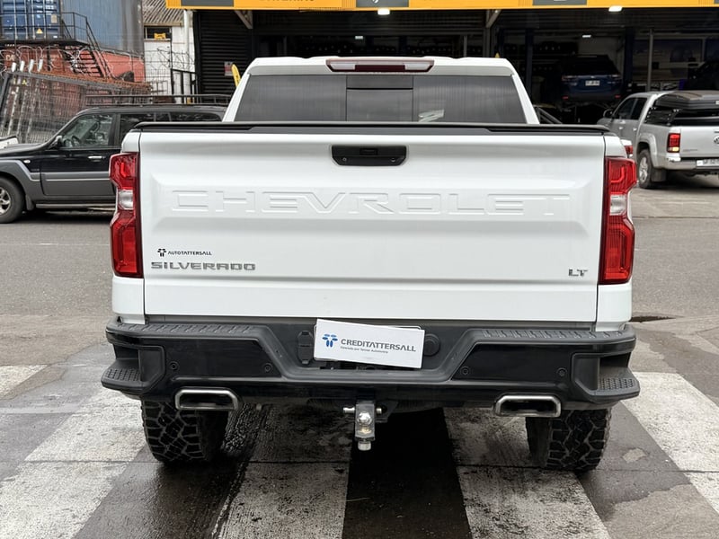Chevrolet SILVERADO LTZ AT 4X4 2022 - Imagen 7 de 20