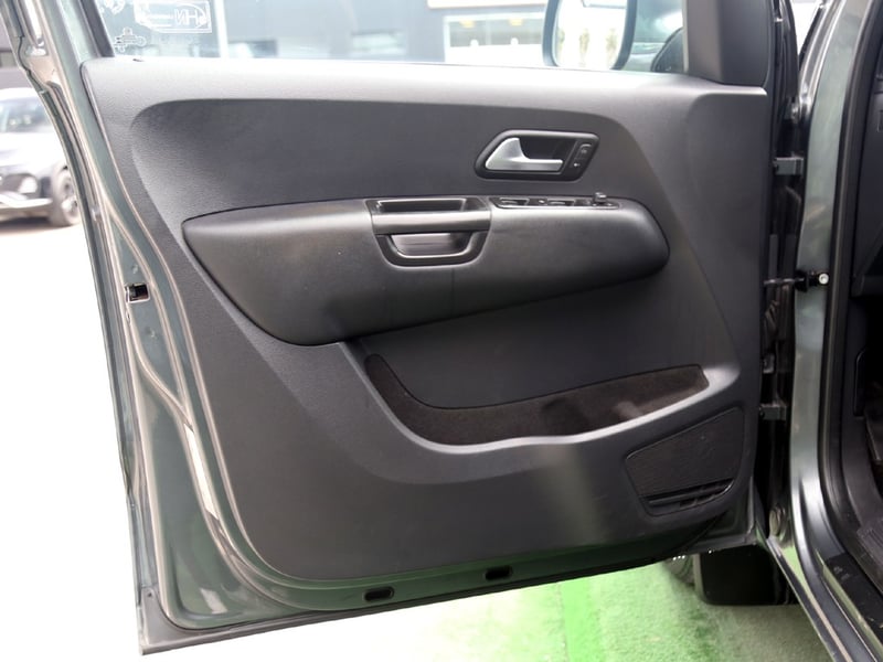 Volkswagen AMAROK 2.0 COMFORTLINE AT 4MOTION 2023 - Imagen 11 de 20