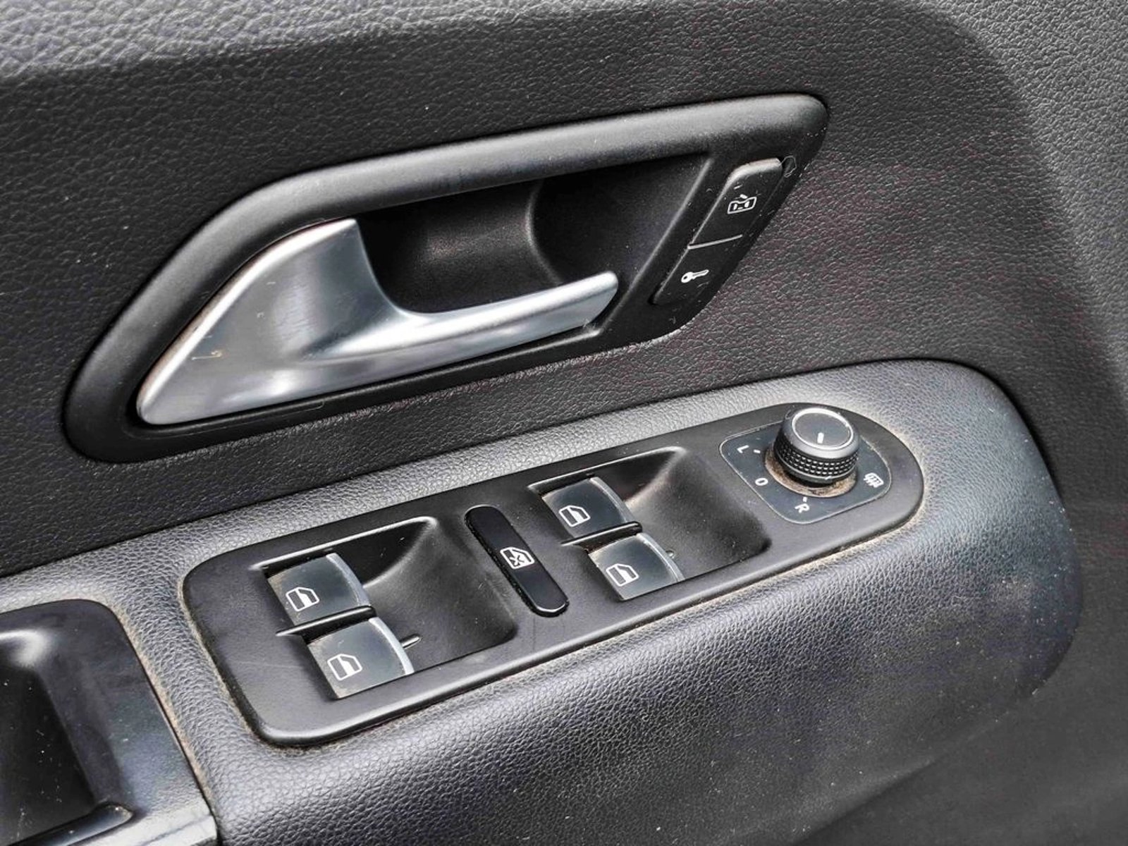 Volkswagen AMAROK 2.0 2023 - Imagen 12 de 20