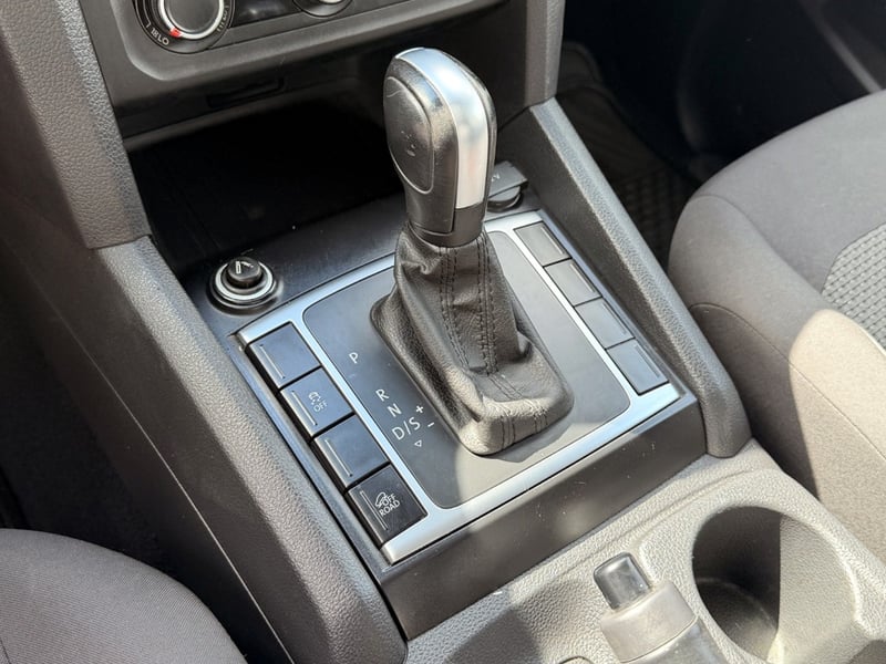 Volkswagen AMAROK 2.0 COMFORTLINE  4MOTION 2023 - Imagen 13 de 20