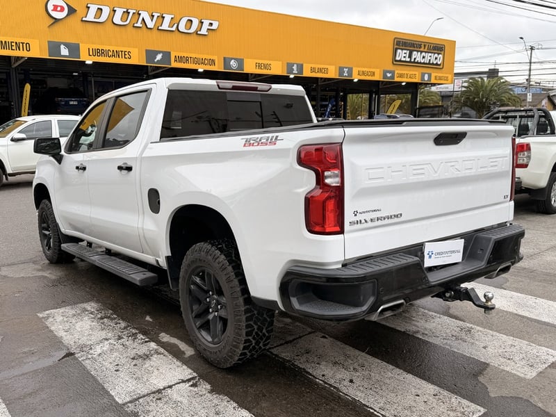 Chevrolet SILVERADO LTZ AT 4X4 2022 - Imagen 6 de 20