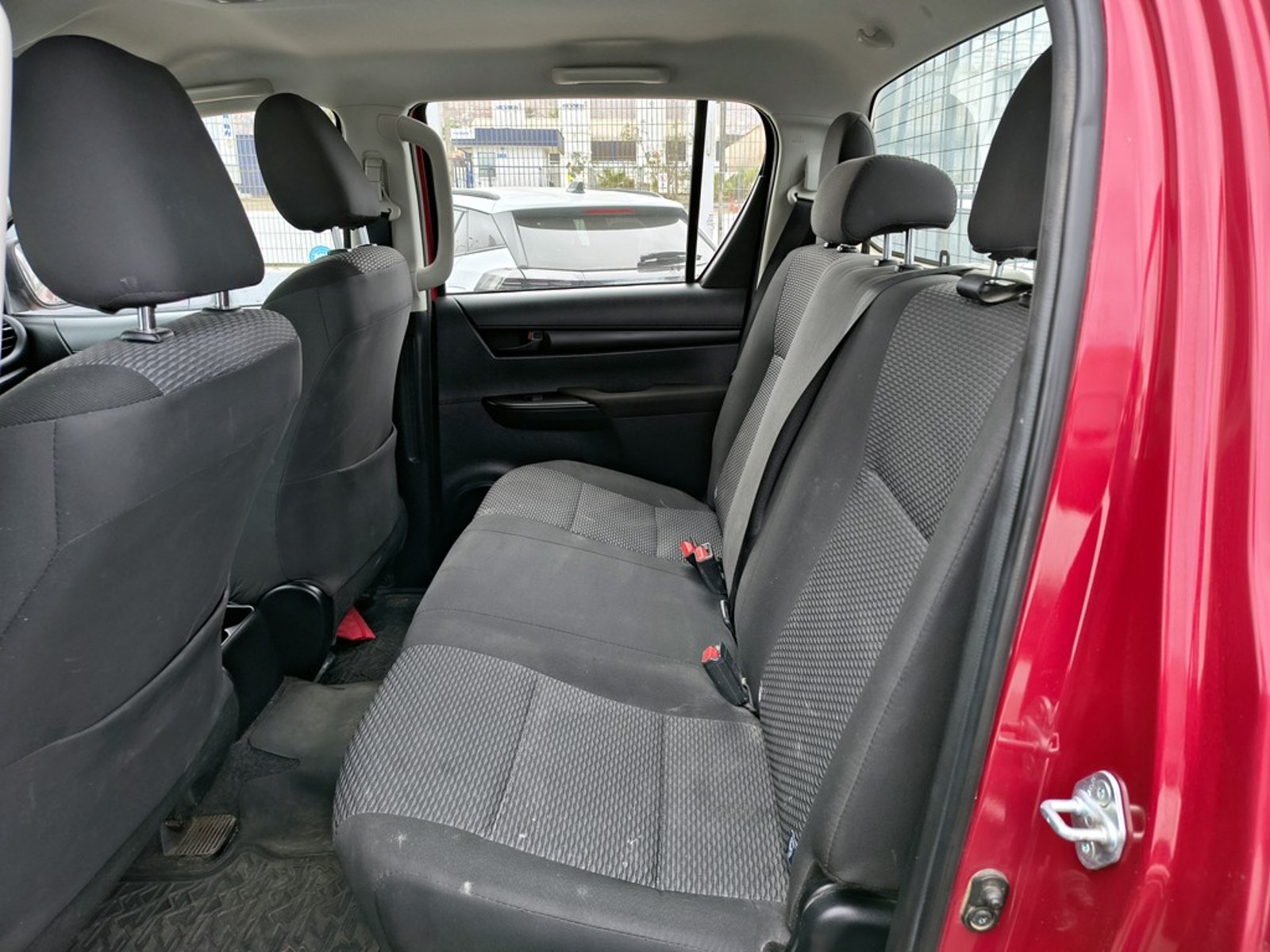 TOYOTA HILUX HILUX TSS 2.4 Diesel 4X2 T/M 2021 - Imagen 18 de 20