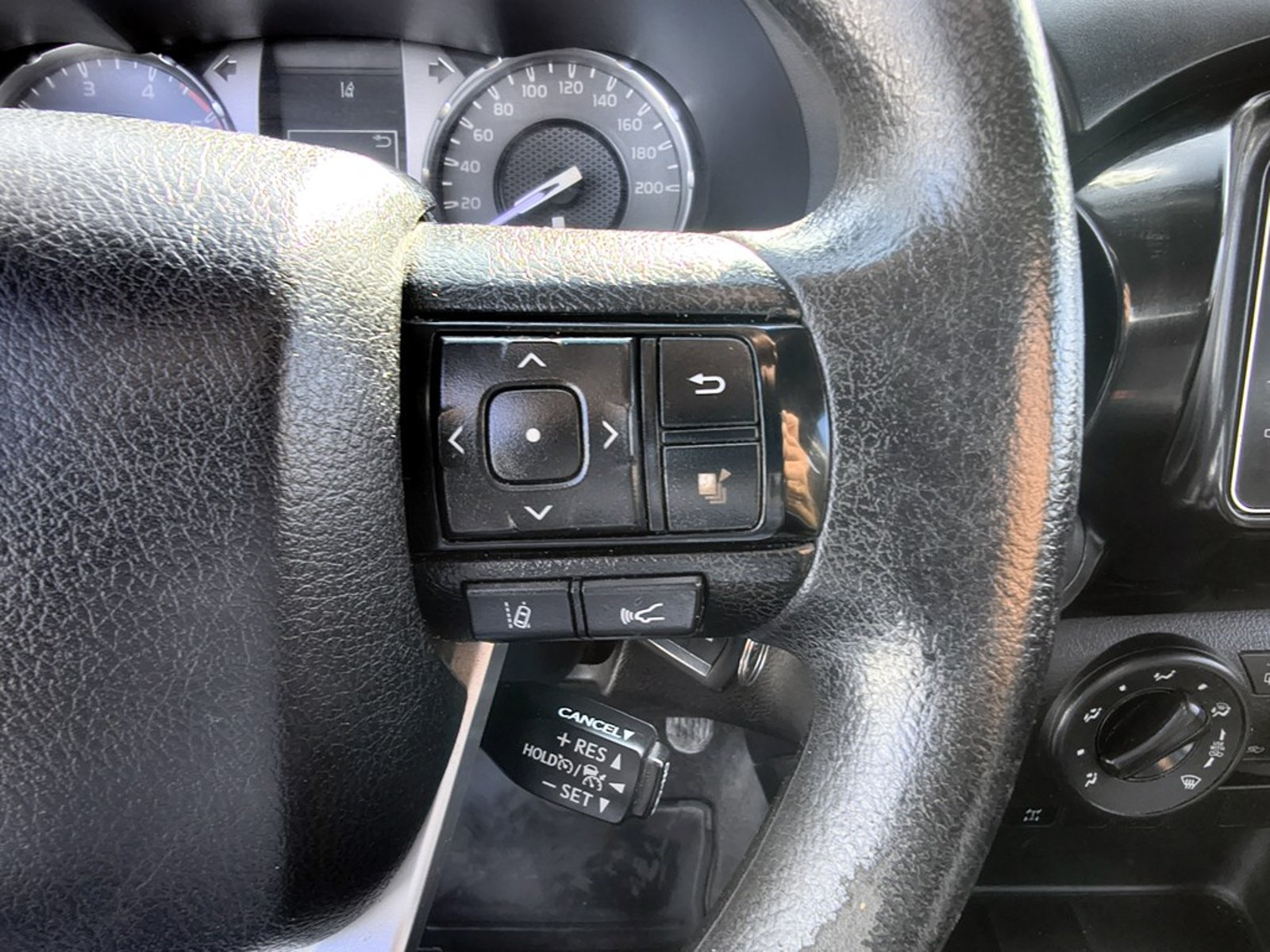 Toyota HILUX HILUX TSS 2.4 Diesel 4X2 T/M 2022 - Imagen 13 de 20