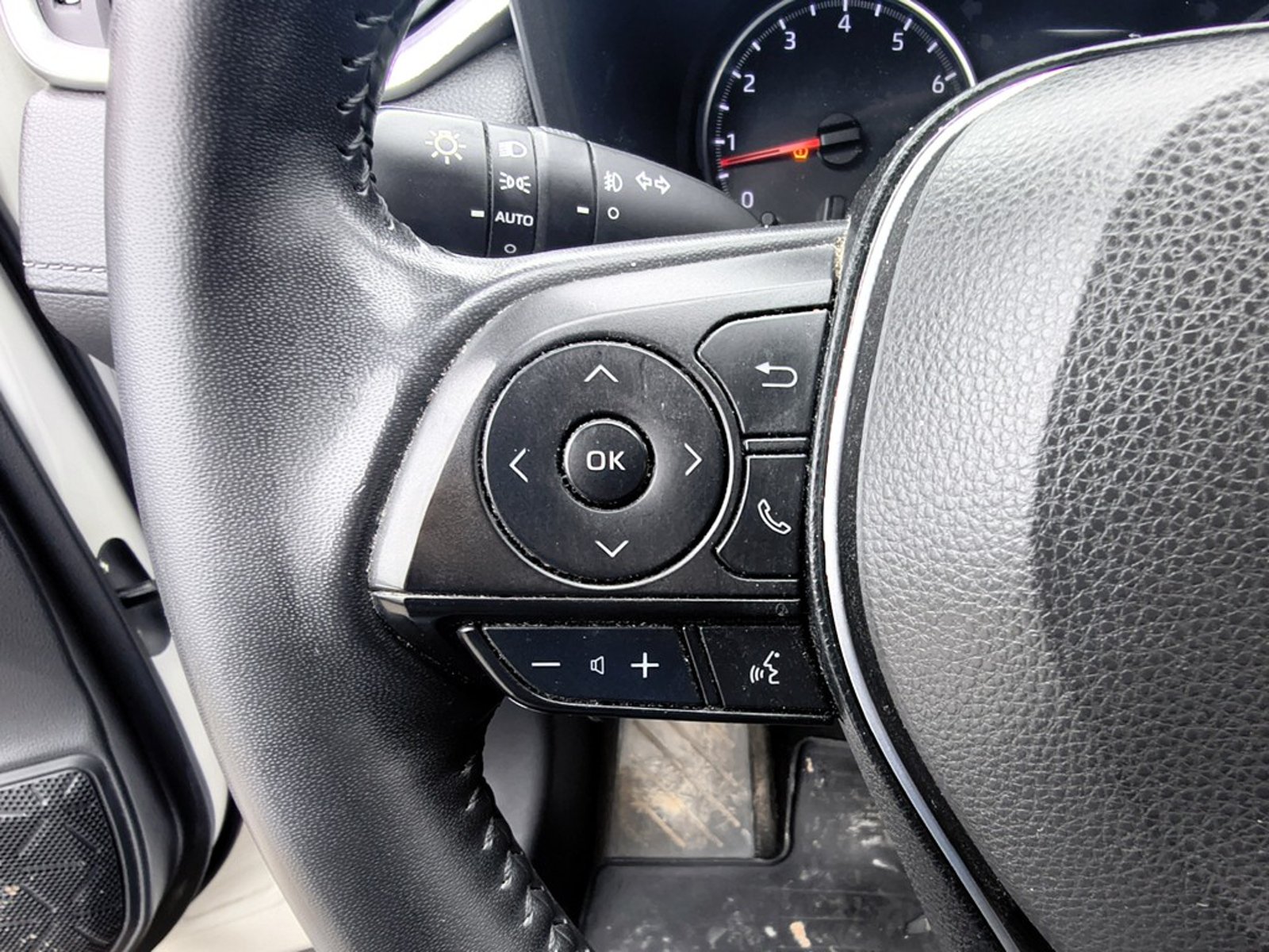 Toyota RAV4 RAV 4 2.5 Gasolina 4x4 T/A - BLINDADA 2022 - Imagen 14 de 20