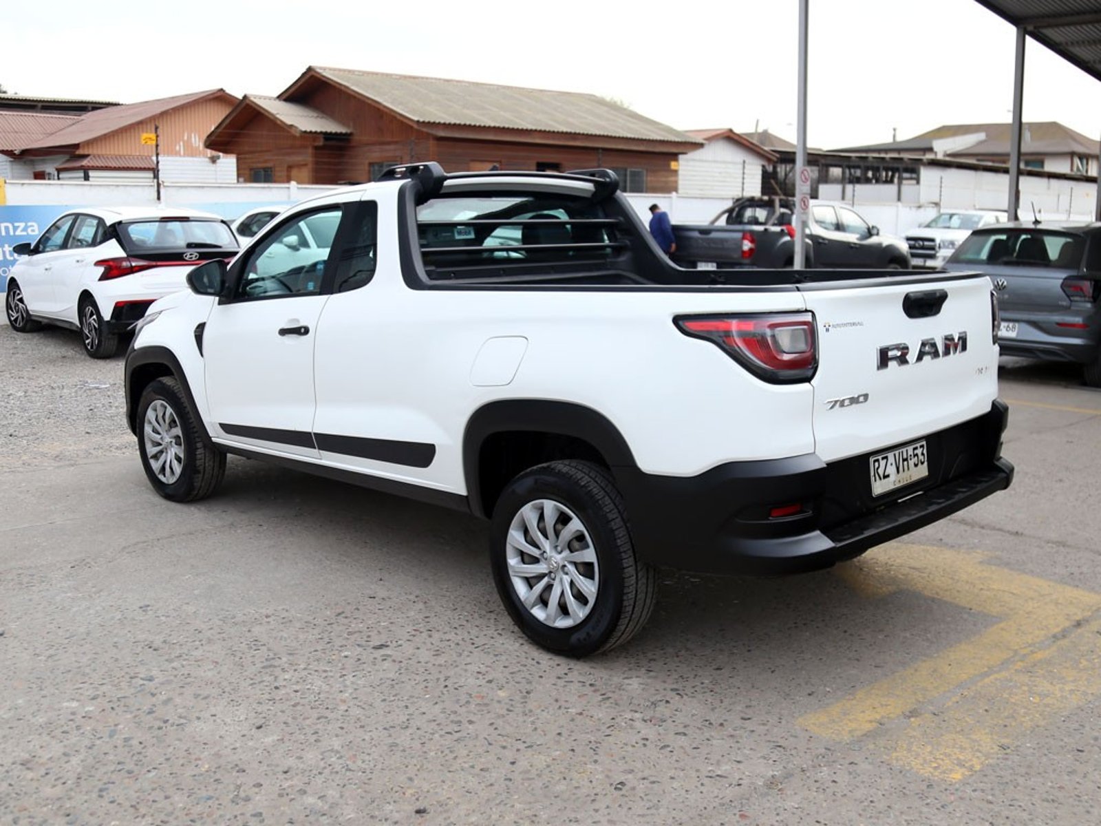 RAM 700 SLT 1.4 MT 2022 - Imagen 7 de 19