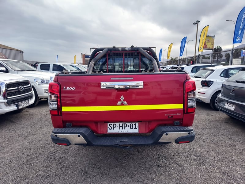 Mitsubishi L200 L200 KATANA 2.4 Diesel 4X2 T/M 2023 - Imagen 6 de 20