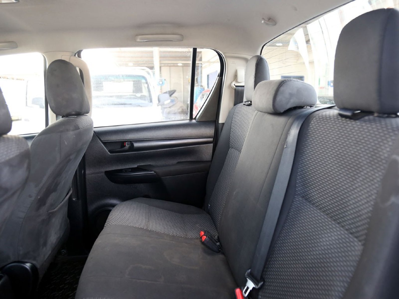 Toyota HILUX DCAB DX 4X2 2.4 DIESEL 2021 - Imagen 19 de 20