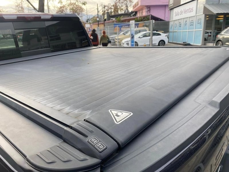 Chevrolet SILVERADO High Country 4X4 3.0 DIESEL AUT 2024 - Imagen 19 de 20