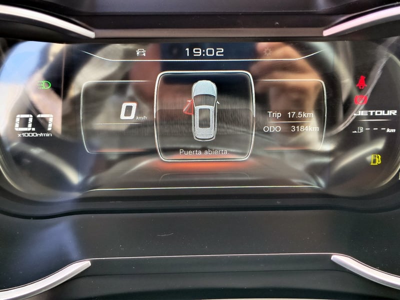 Jetour X70 1.5T GL 4X2 2024 - Imagen 13 de 20