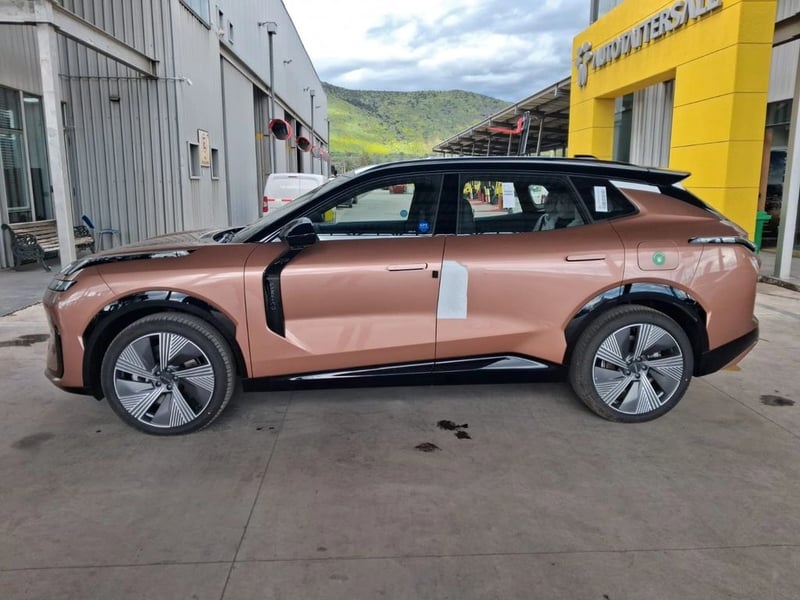 Lynk & Co 08 HALO 08 PHEV 1.5 AUT 4X2 2027 - Imagen 9 de 20
