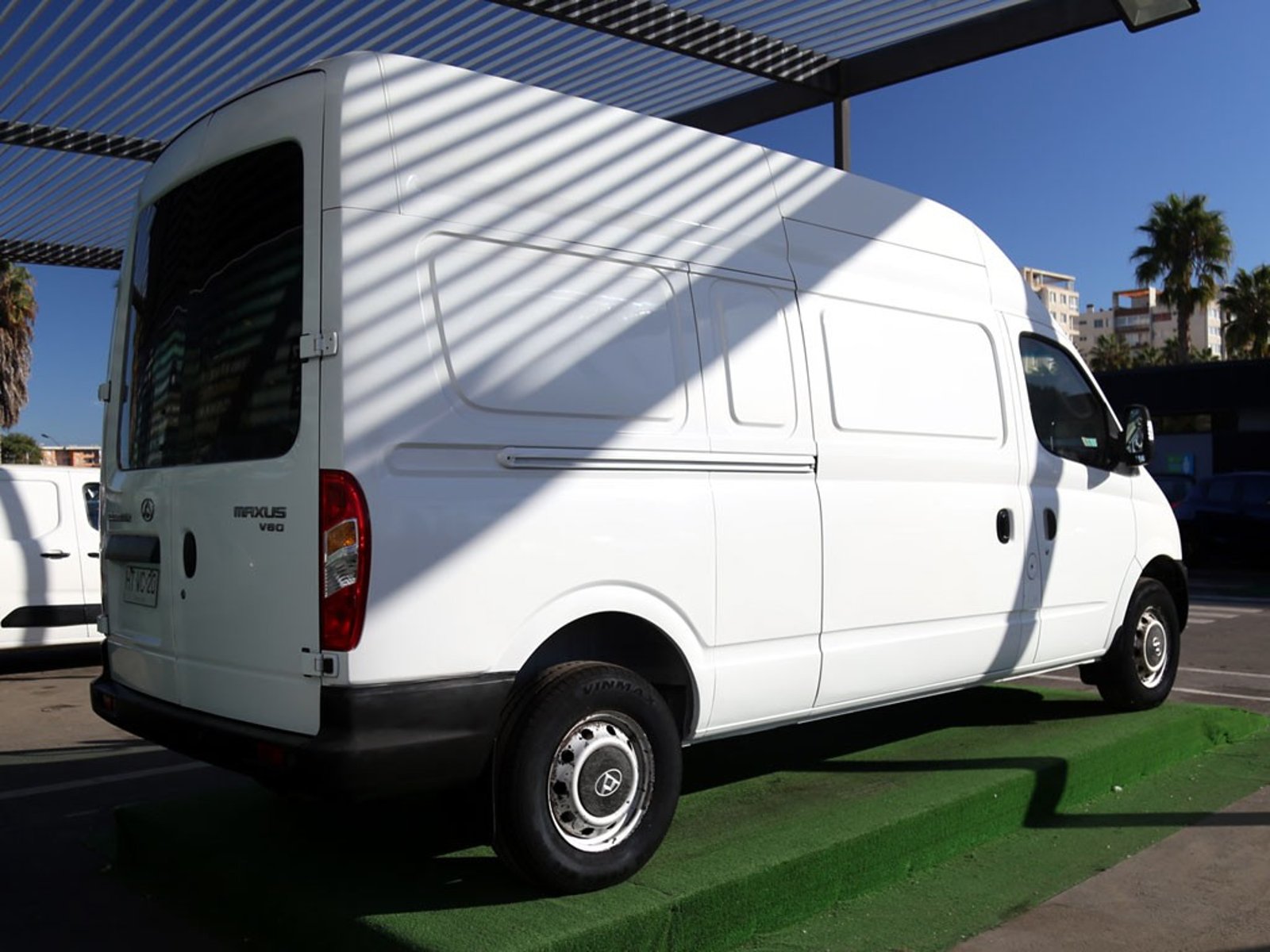 Maxus V80 2.5 4X2 CARGO VAN MT 5P 2016 - Foto 5 de 16