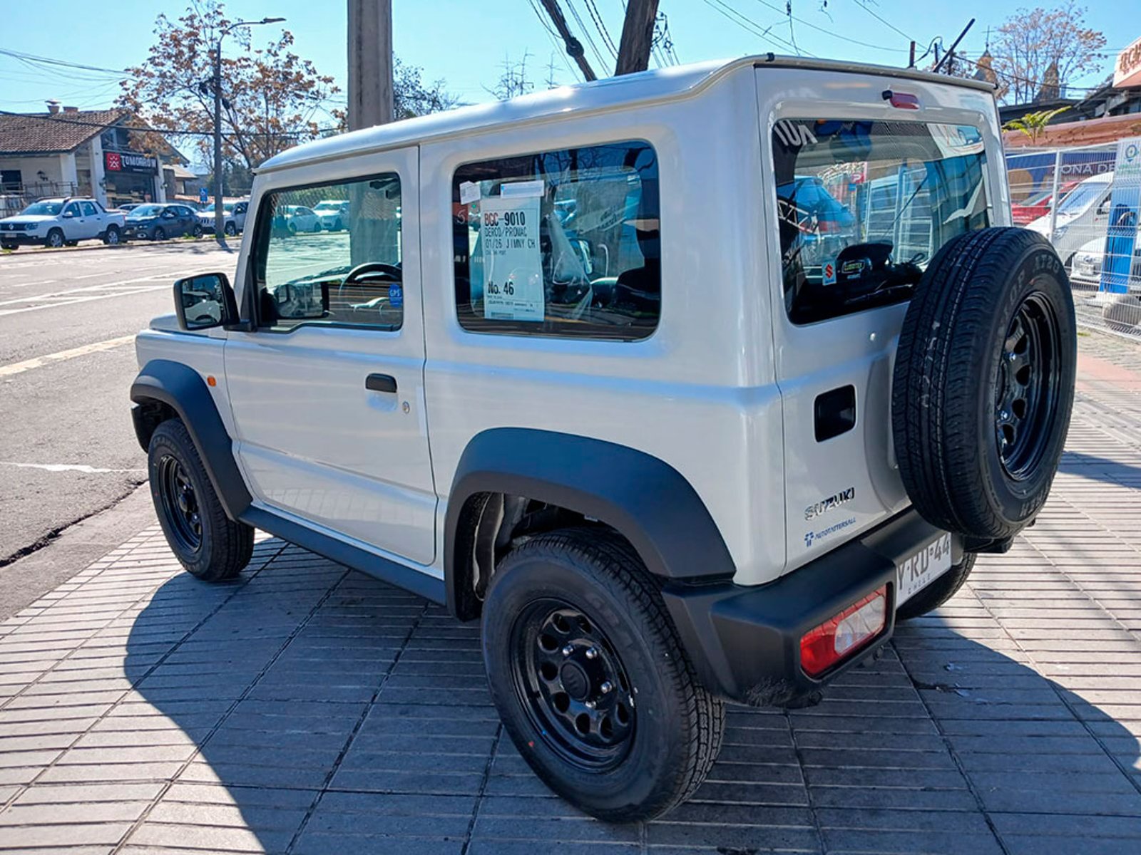 Suzuki JIMNY GL WINCHE MT 4X4 2026 - Imagen 6 de 12