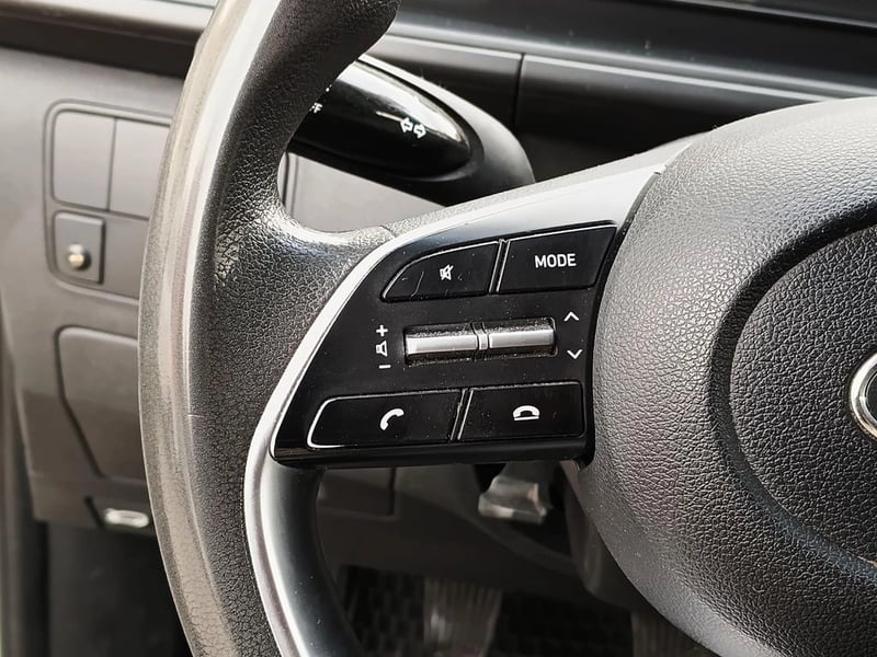 Hyundai STARIA 2.2 FURGÓN 2023 - Imagen 18 de 20