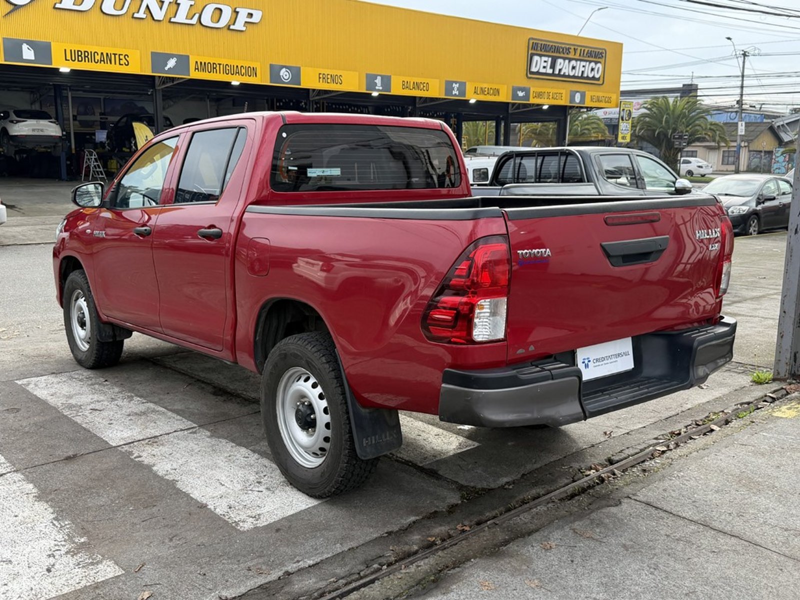 TOYOTA HILUX 2.4 DX 4X4 MT 2022 - Imagen 6 de 20