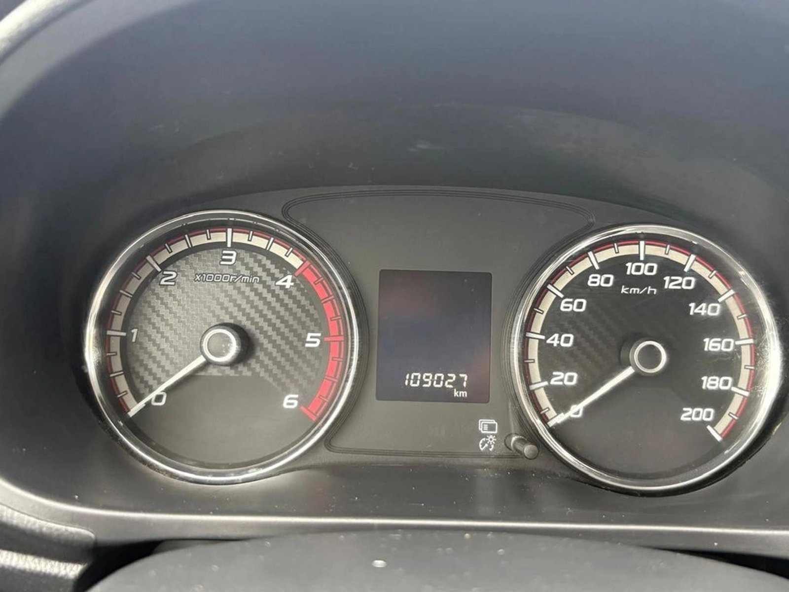 MITSUBISHI L200 CR KATANA 4X2 2022 - Imagen 12 de 12
