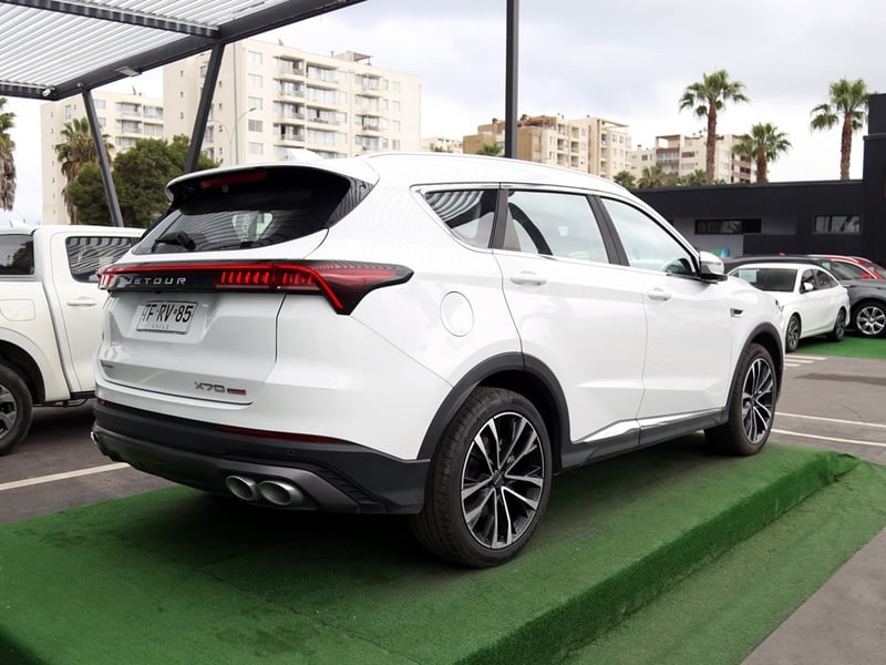 Jetour X70 PLUS 1.5 AT 2024 - Imagen 7 de 20