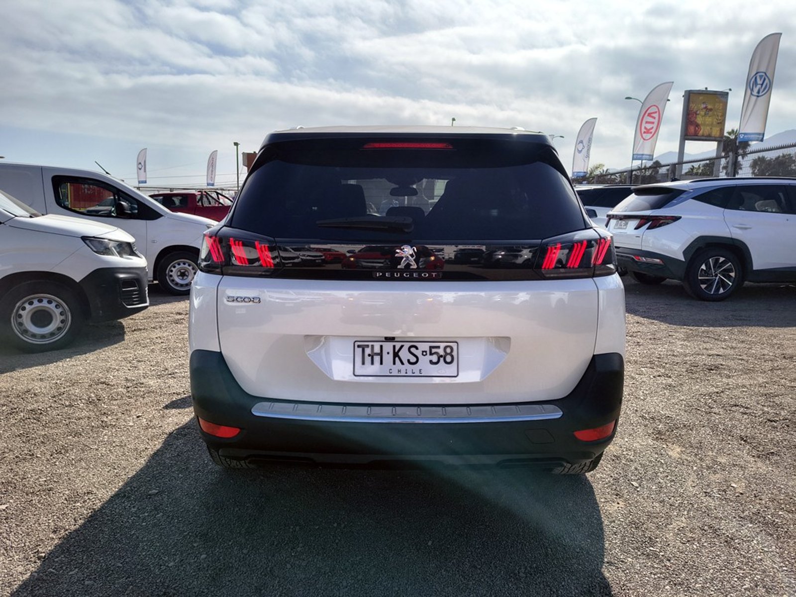 PEUGEOT 5008 1.6 ALLURE PACK 2024 - Imagen 6 de 20