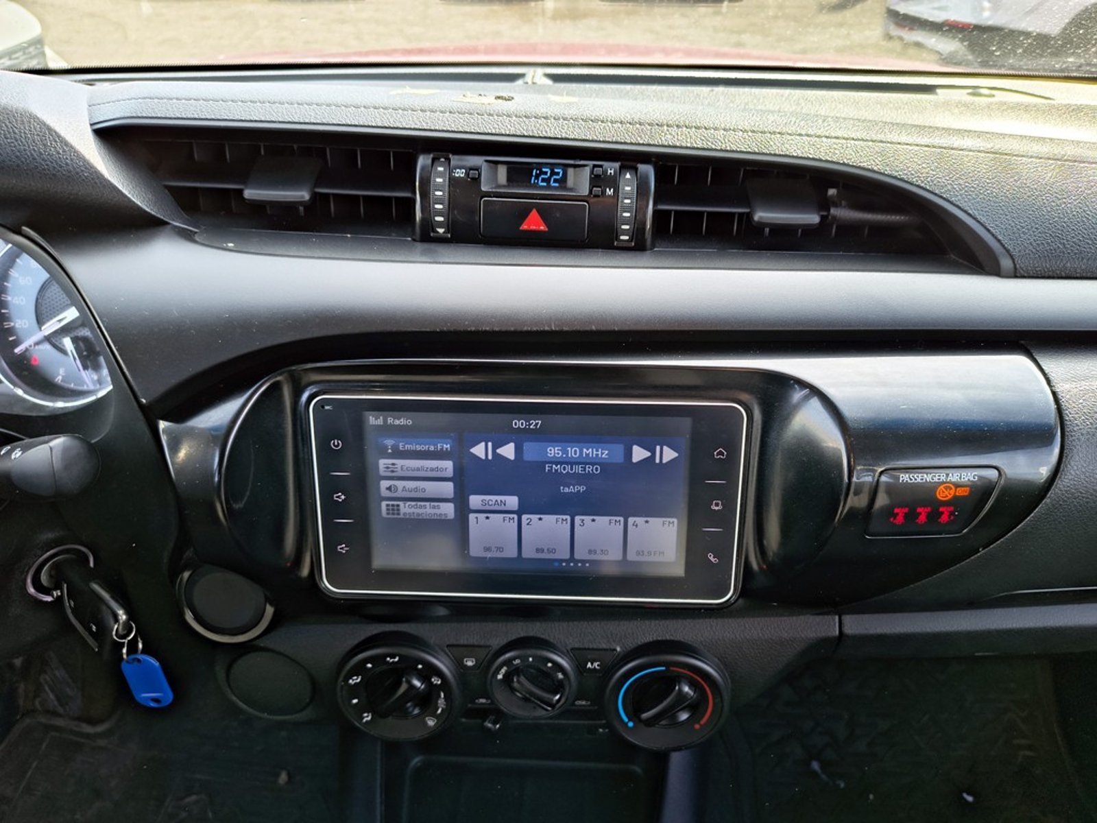 TOYOTA HILUX HILUX TSS 2.4 Diesel 4X2 T/M 2021 - Imagen 17 de 20