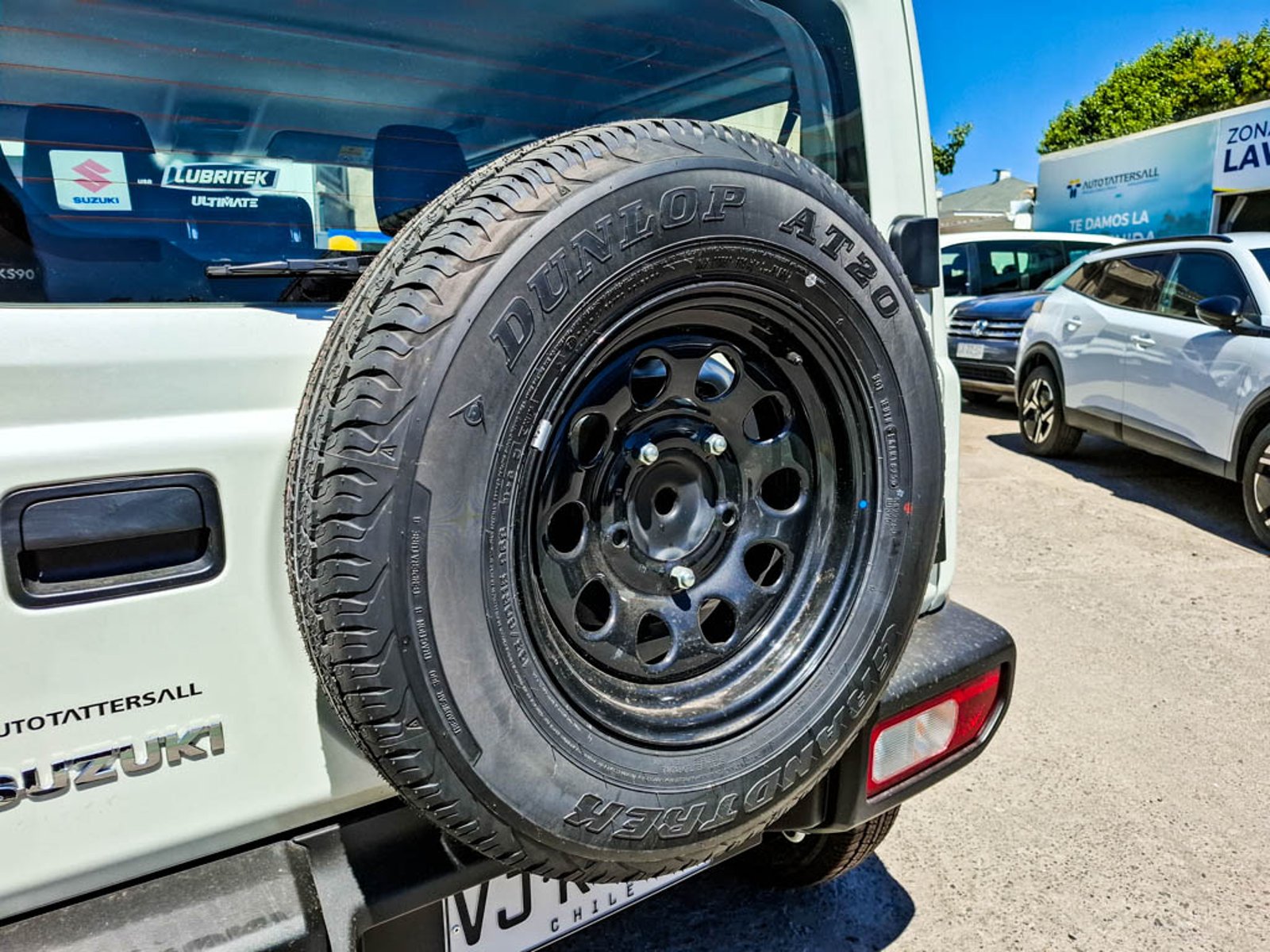 SUZUKI JIMNY 1.5 GL VALOR + IVA 2025 - Imagen 16 de 17