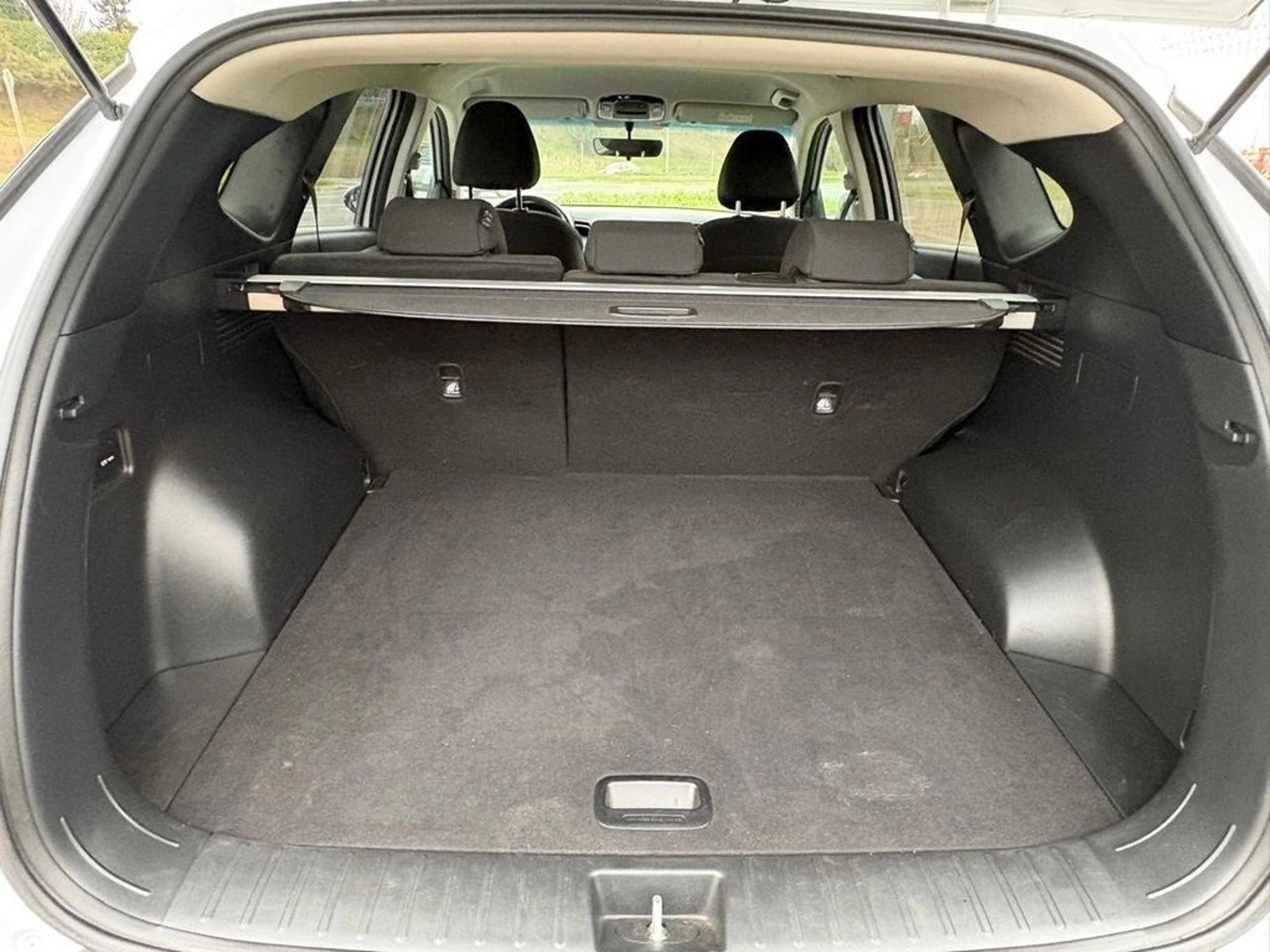 Hyundai TUCSON NX4 2.0 MPI 4X2 2024 - Imagen 11 de 12