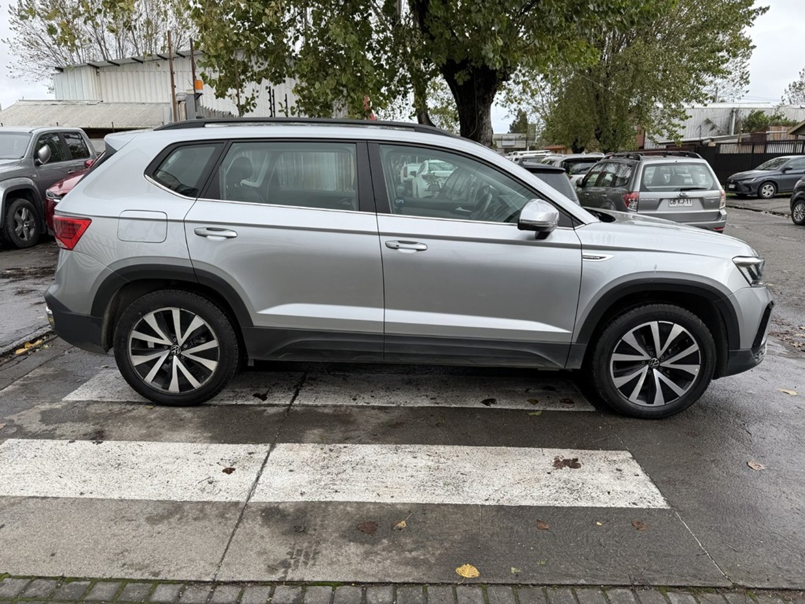 Volkswagen TAOS 1.4 TSI AUT 2025 - Foto 5 de 20
