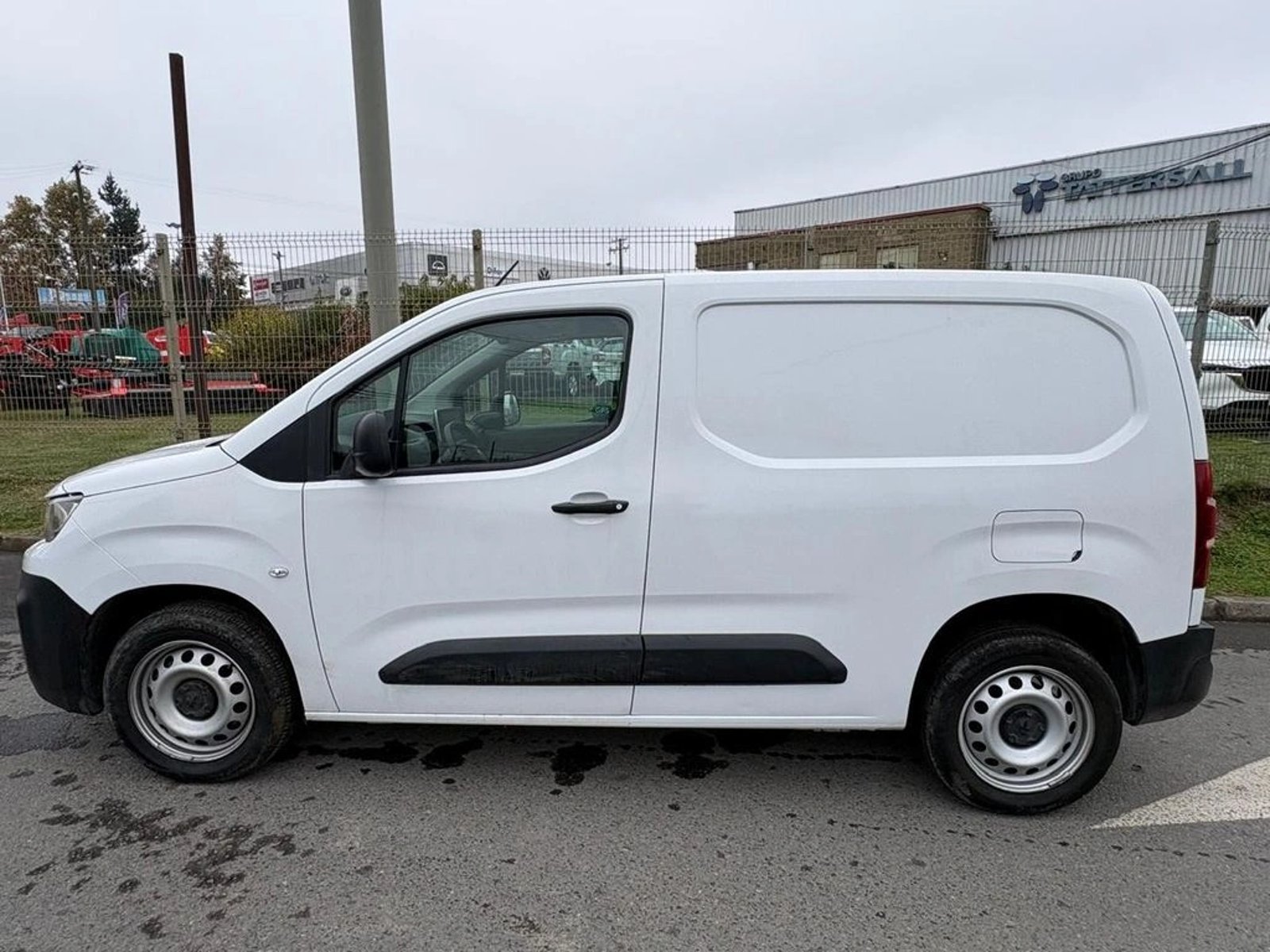 Peugeot PARTNER L1 HDI DIESEL 2024 - Foto 4 de 12