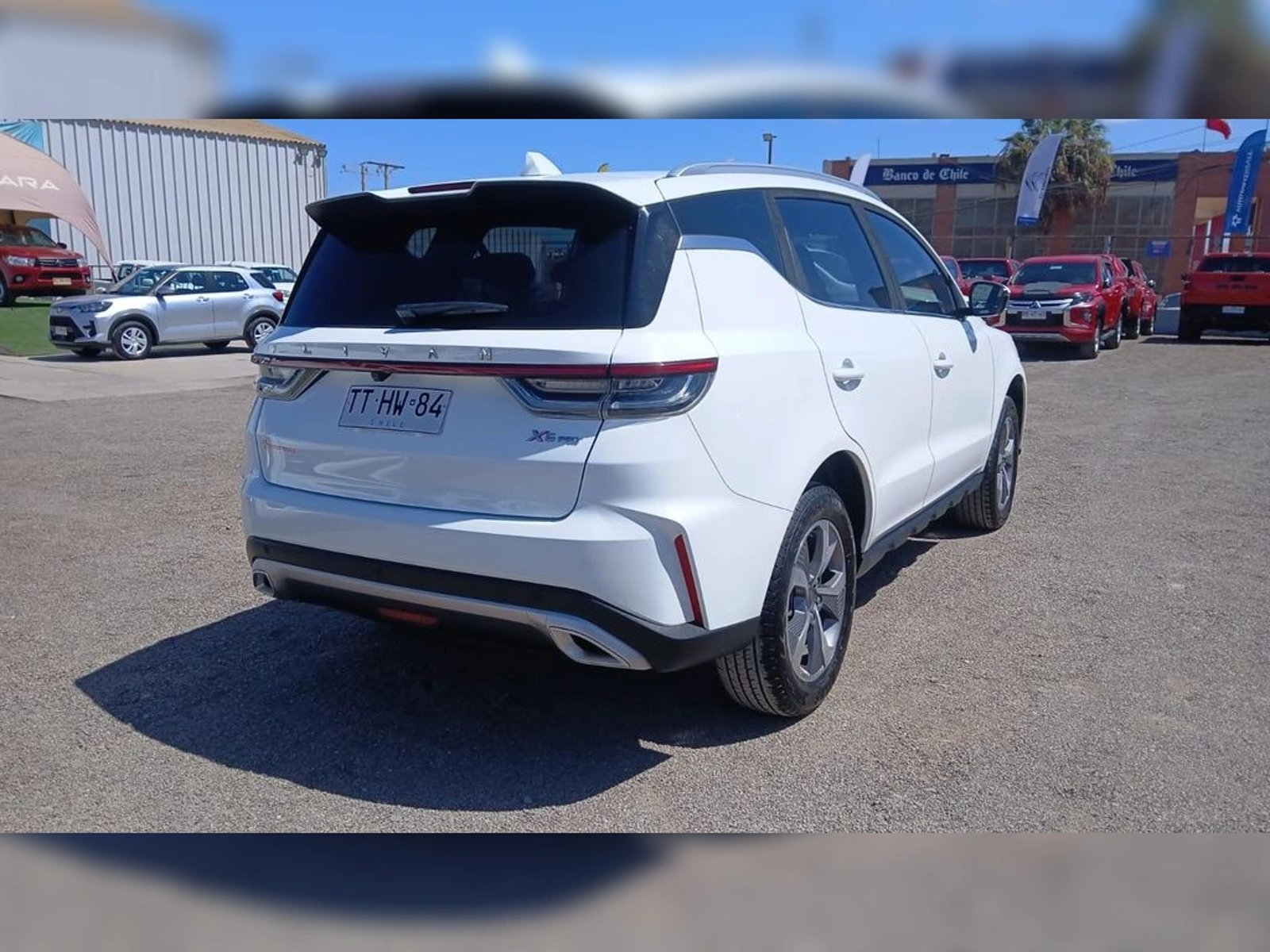 LIVAN X6 PRO 1.5 Gasolina 4X2 T/A 2025 - Foto 5 de 20