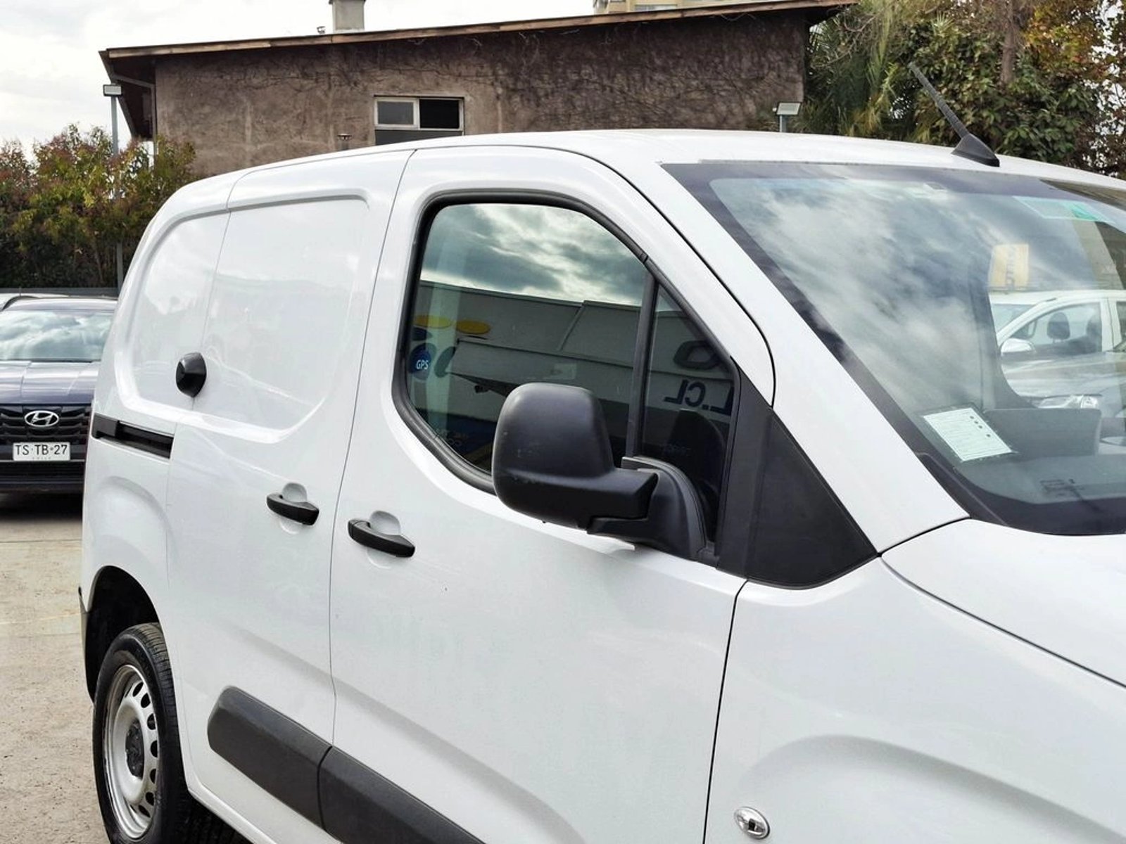 Peugeot PARTNER L1 1.5 HDI 2024 - Foto 5 de 17