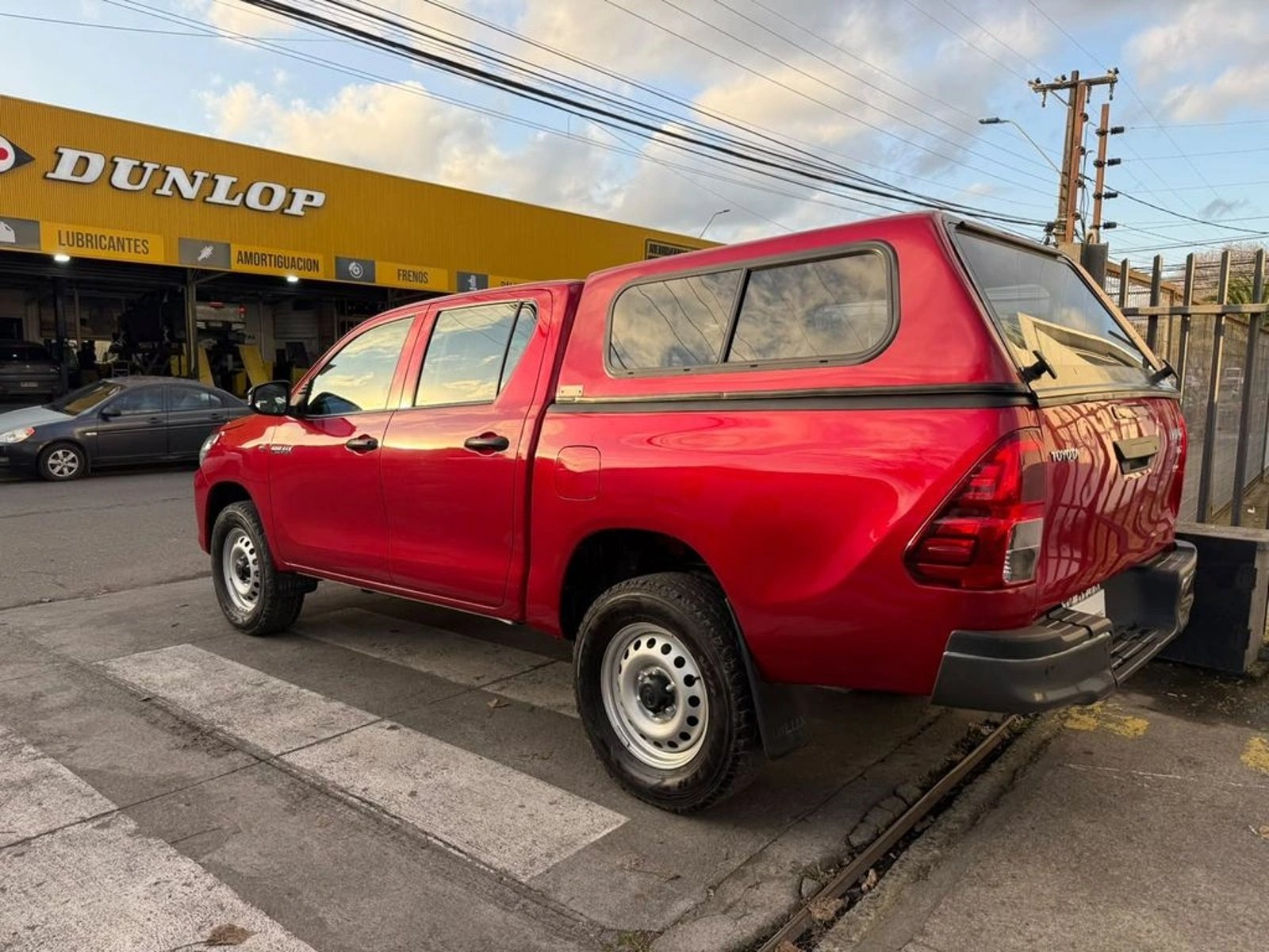 TOYOTA HILUX 2.4 TTS 4X4 MT 2024 - Imagen 7 de 12