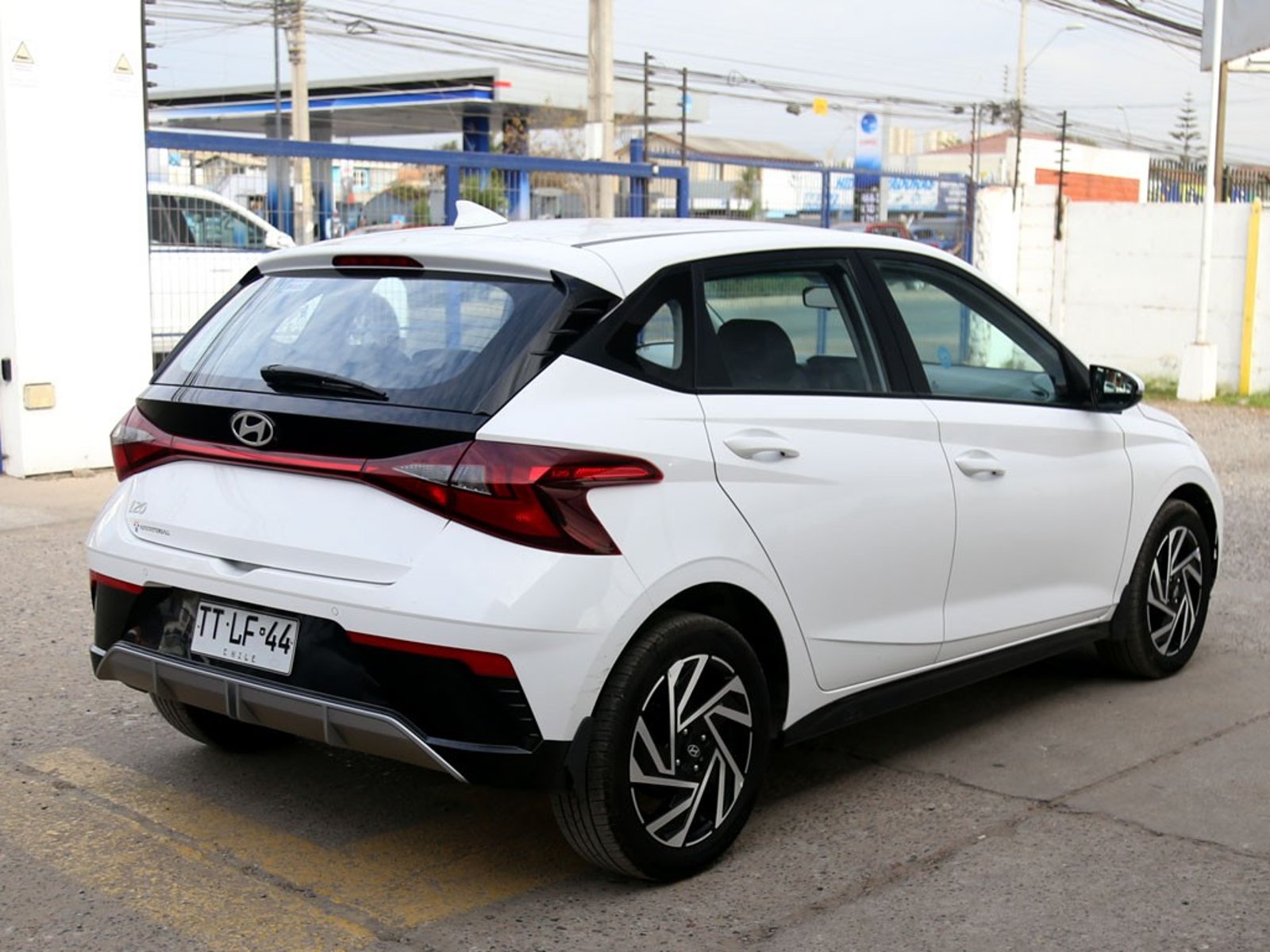 HYUNDAI I20 1.4 PLUS FL BI3 4X2 HB MT 5P 2025 - Imagen 5 de 20