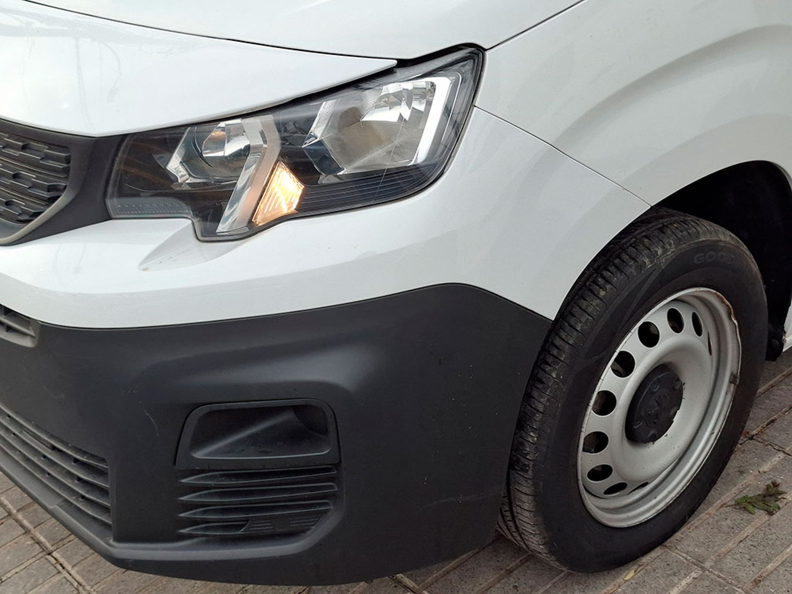 Peugeot PARTNER PARTNER L1 1.5 DIESEL 2023 - Foto 4 de 20