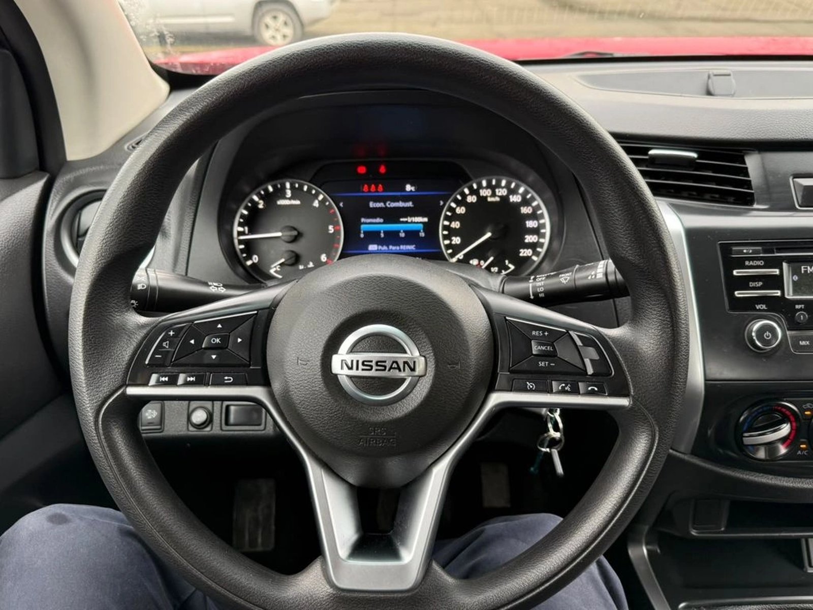 Nissan NAVARA 2.3 SE 4X2 MT 2022 - Imagen 13 de 16