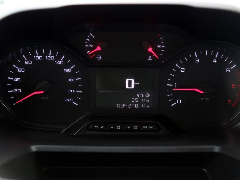 Peugeot PARTNER L1 BLUE HDI 2024 - Imagen 18 de 20